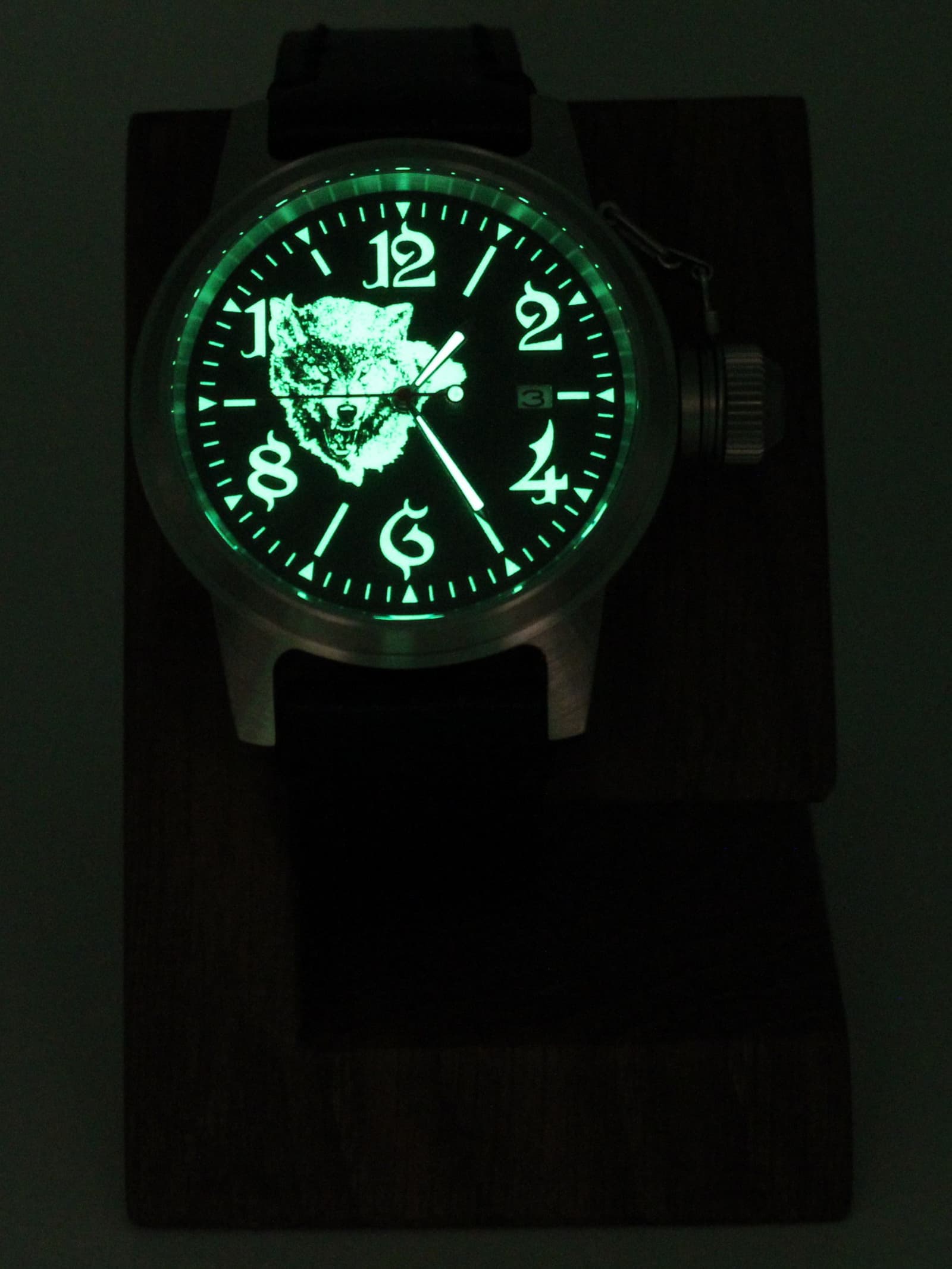 Часы Волк механические с автоподзаводом (Seiko NH35A) 45.300.01