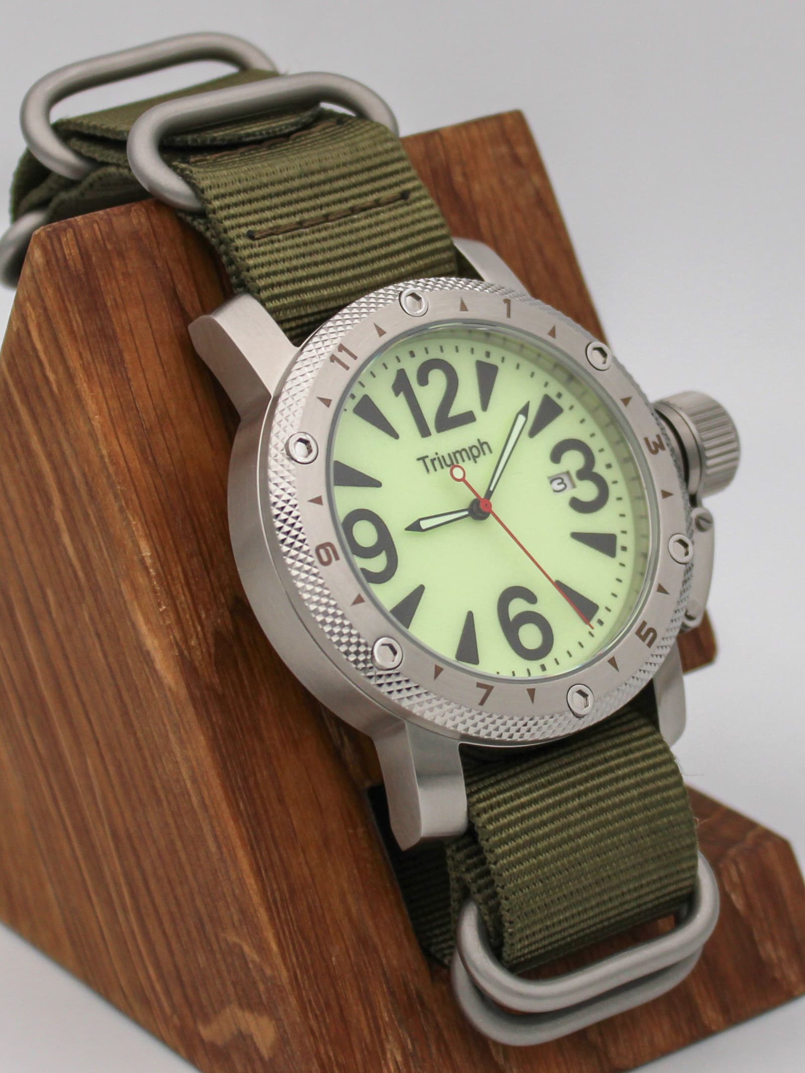 Часы Triumph механические с автоподзаводом (Seiko NH35A) 47.503.21