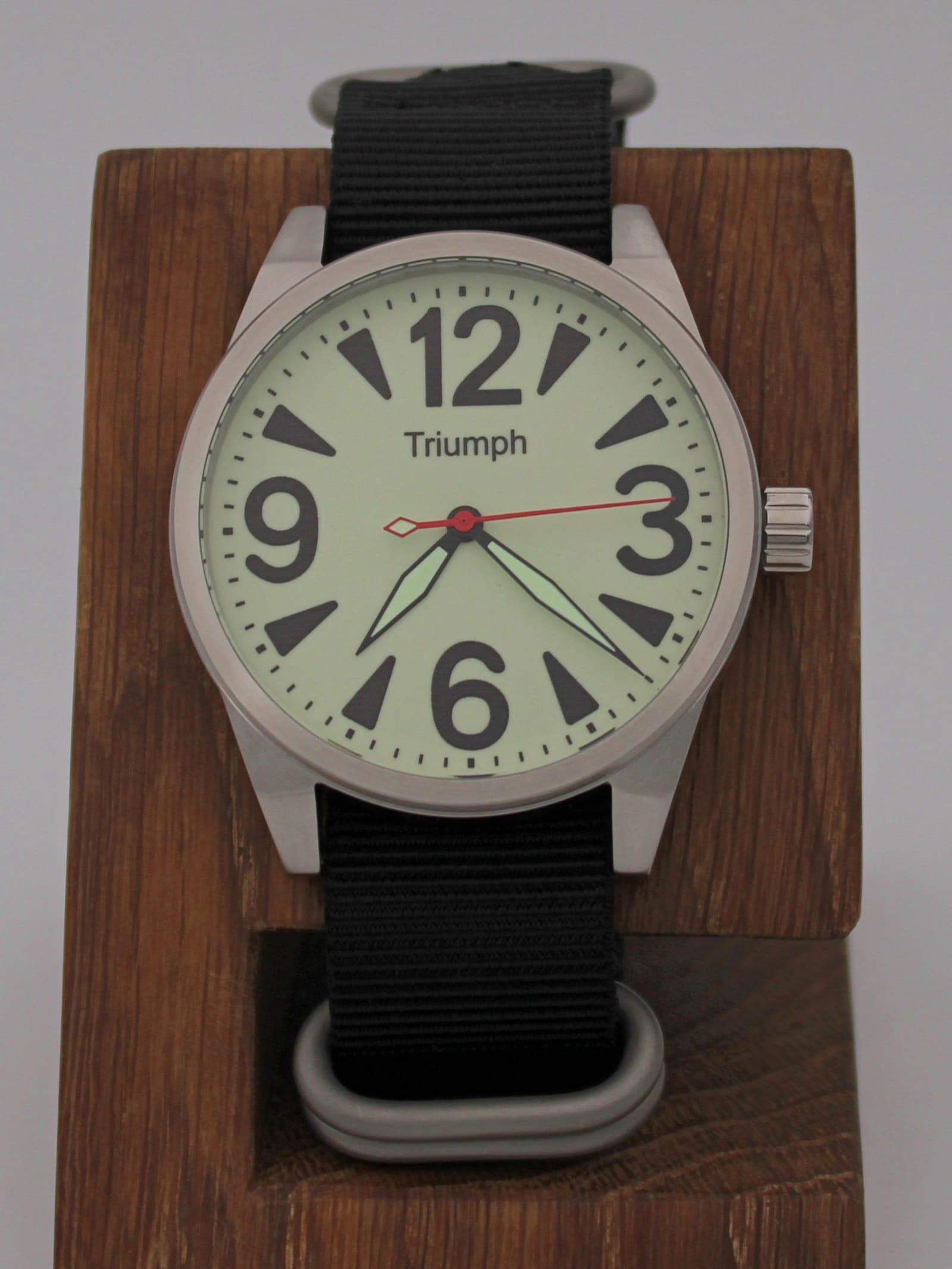 Часы Triumph механические (Ракета 2609) 21.503.22