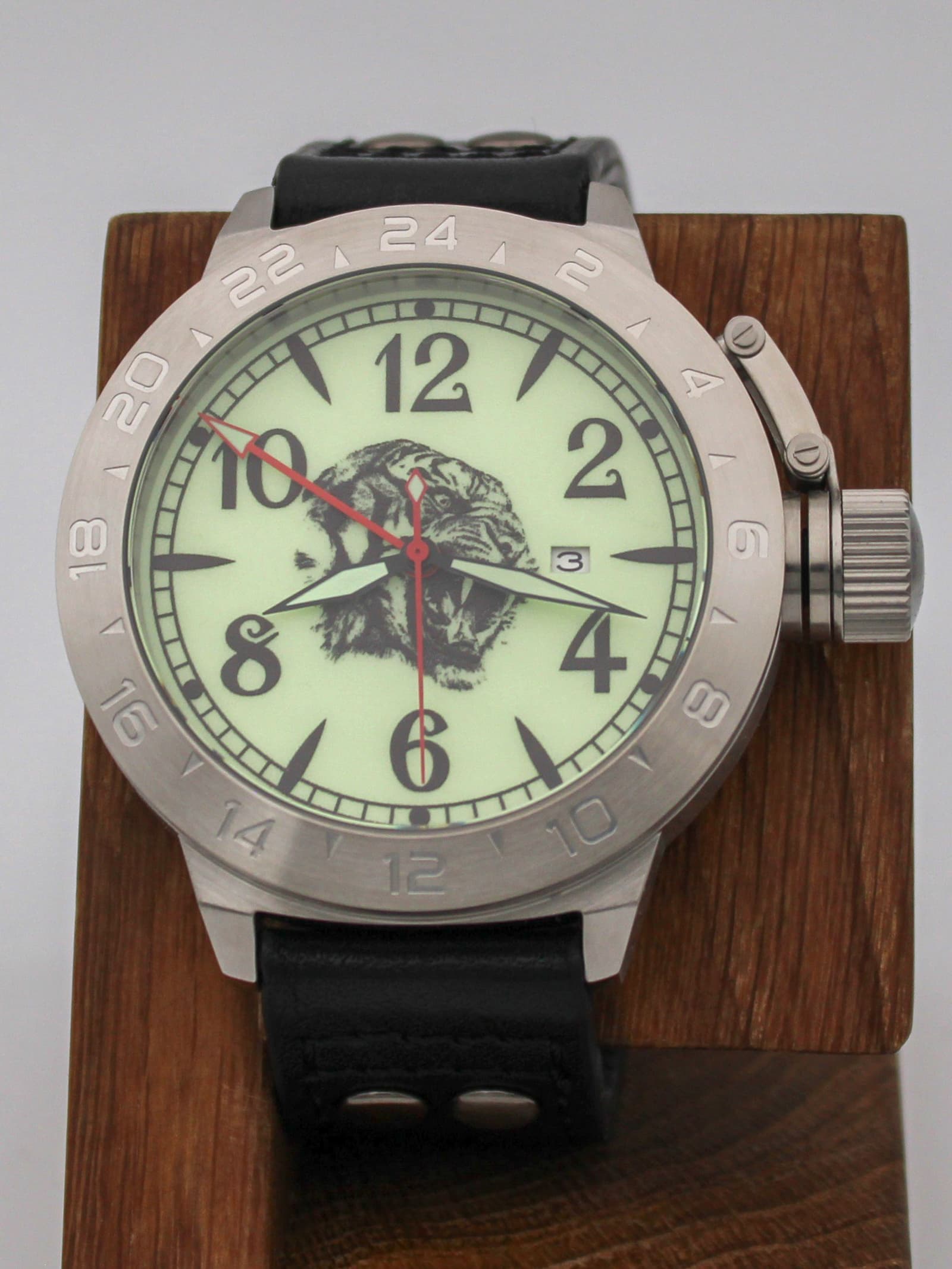 Часы Тигр механические с автоподзаводом (Seiko NH34A) 52.315.01