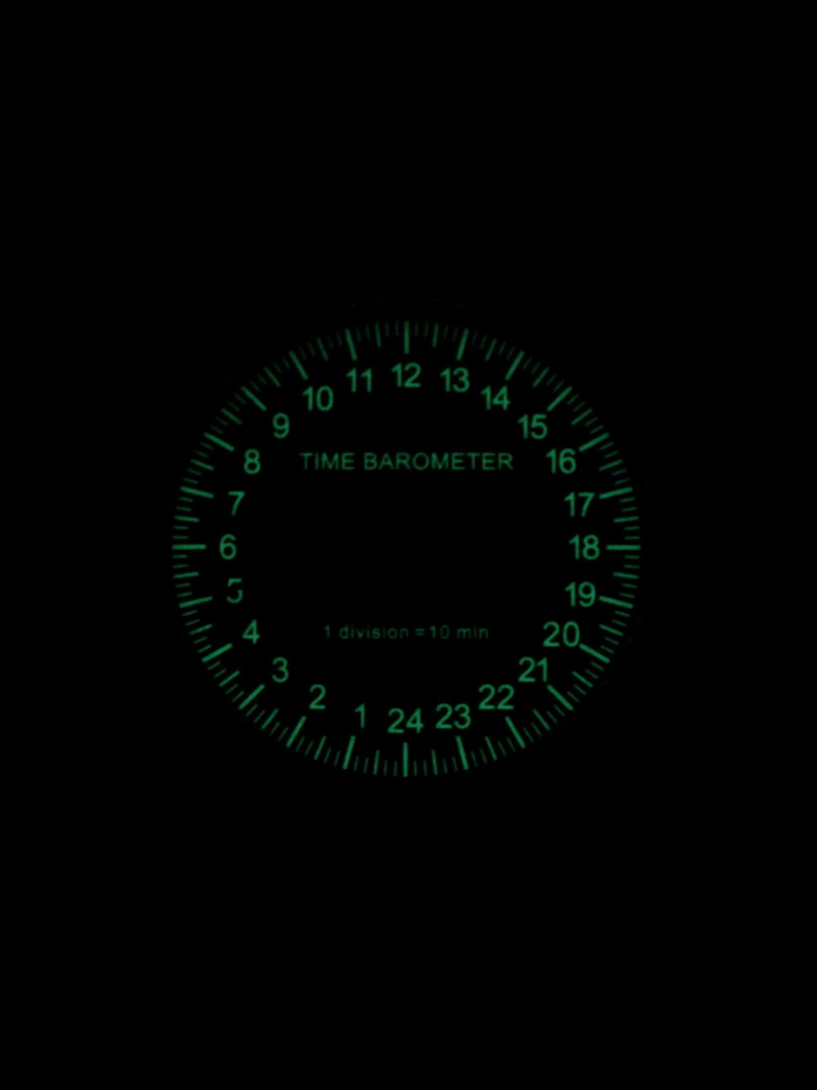 Часы Time Barometer однострелочные механические с автоподзаводом (Восток 2431) 01.601.01