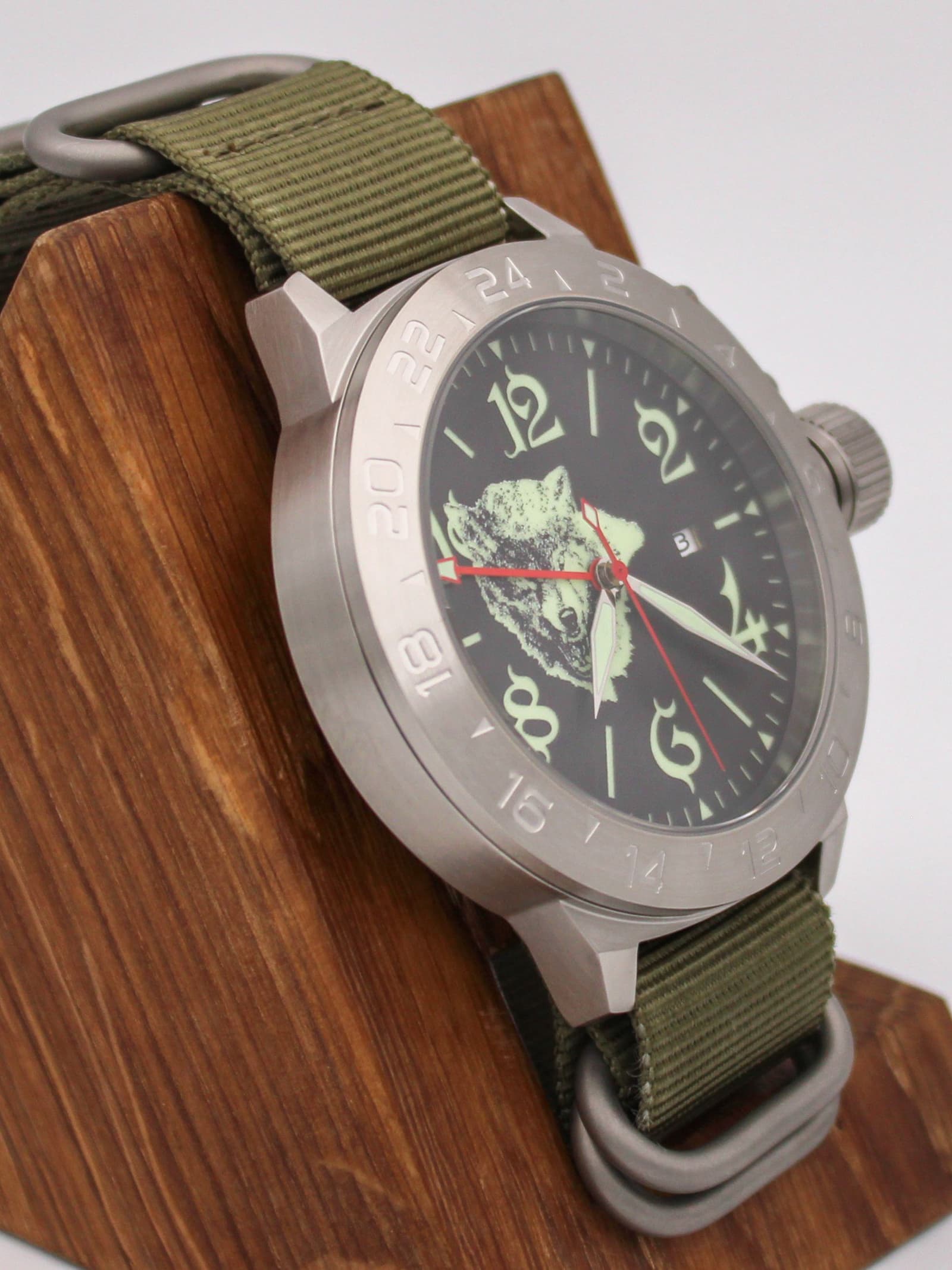 Часы Волк механические с автоподзаводом (Seiko NH34A) 52.300.21