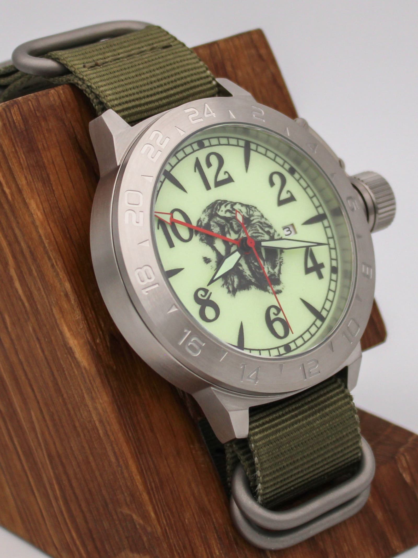 Часы Тигр механические с автоподзаводом (Seiko NH34A) 52.315.21