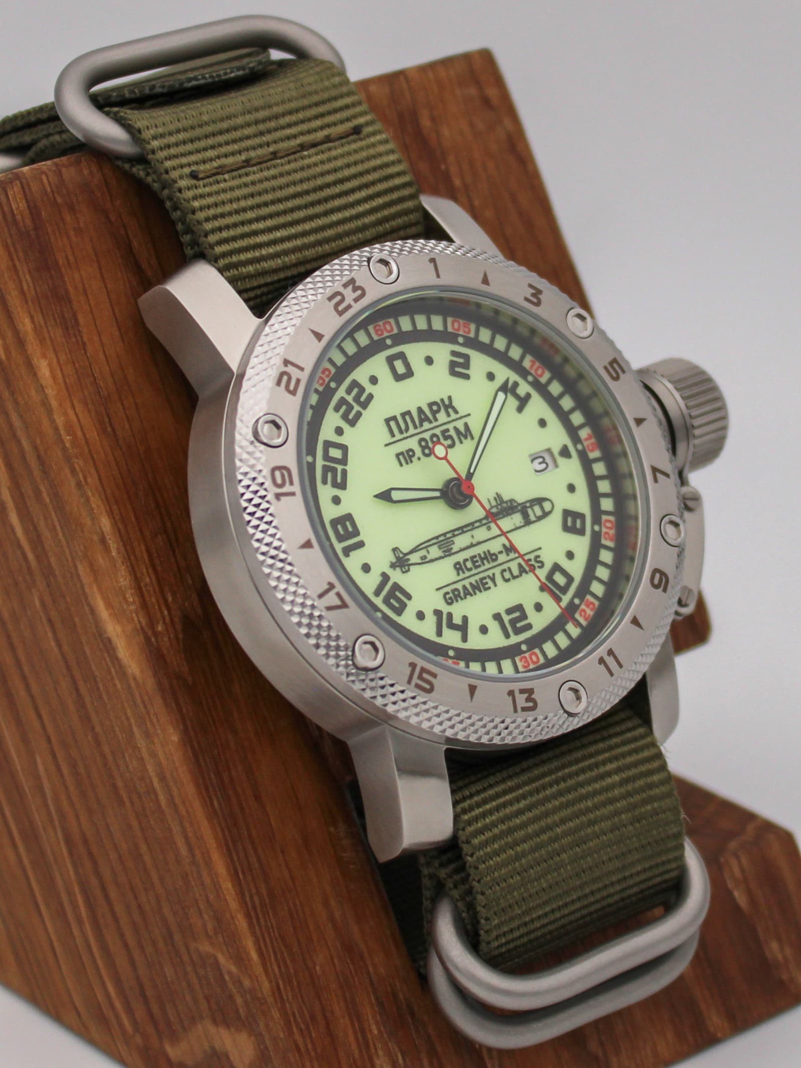 Часы ПЛАРК 885М Ясень-М (Graney class) механические с автоподзаводом (Seiko NH34A) 47.193.21