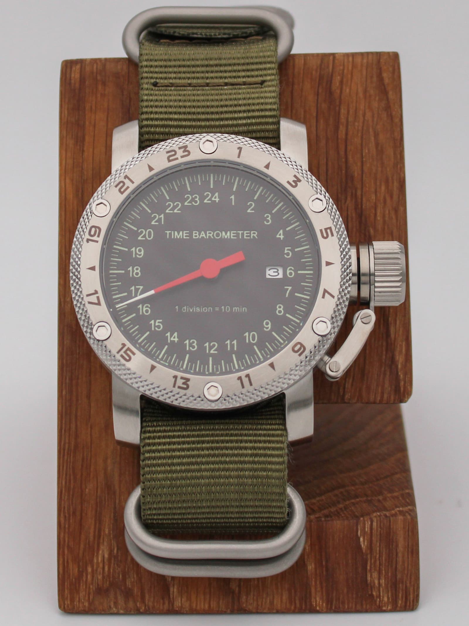 Часы Time Barometer однострелочные механические с автоподзаводом (Seiko NH34A) 47.601.21