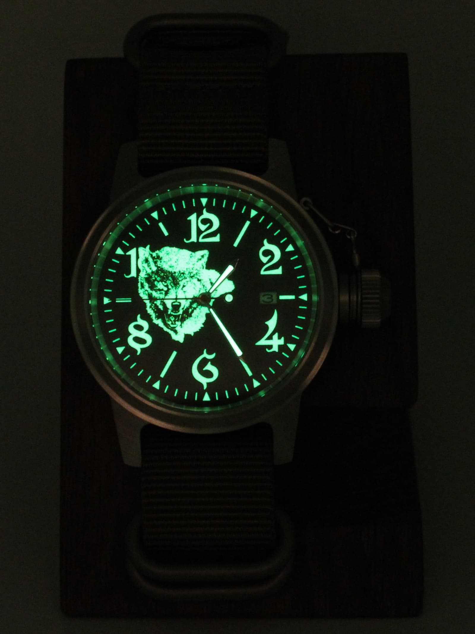 Часы Волк механические с автоподзаводом (Seiko NH35A) 45.300.21