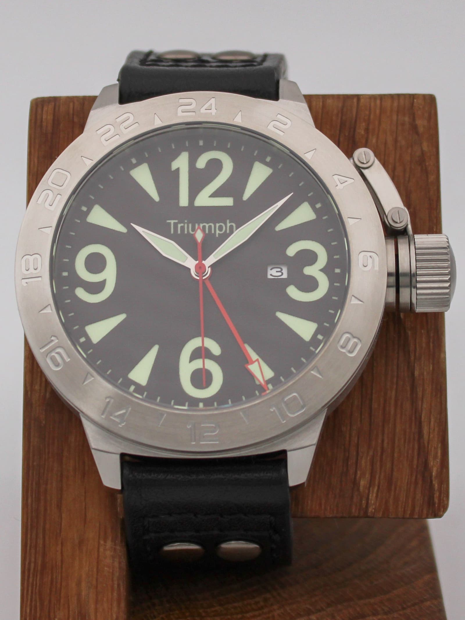 Часы Triumph механические с автоподзаводом (Seiko NH34A) 52.502.01