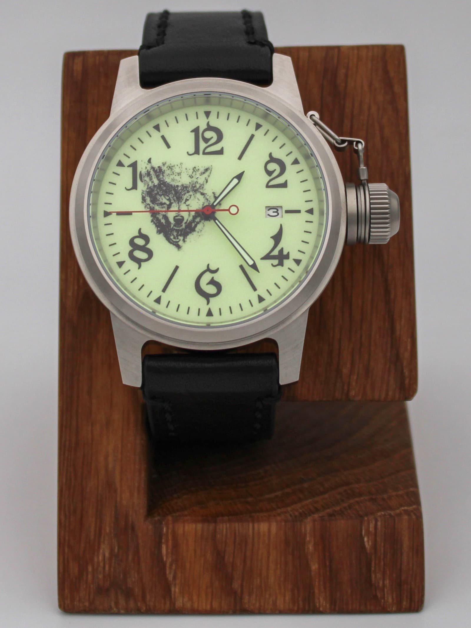 Часы Волк механические с автоподзаводом (Seiko NH35A) 45.305.01