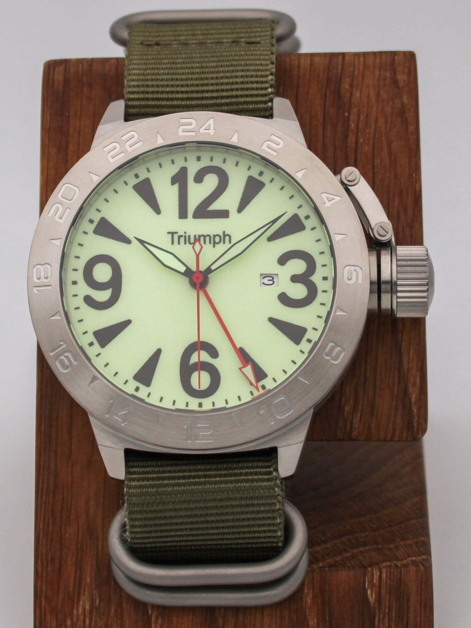 Часы Triumph механические с автоподзаводом (Seiko NH34A) 52.503.21