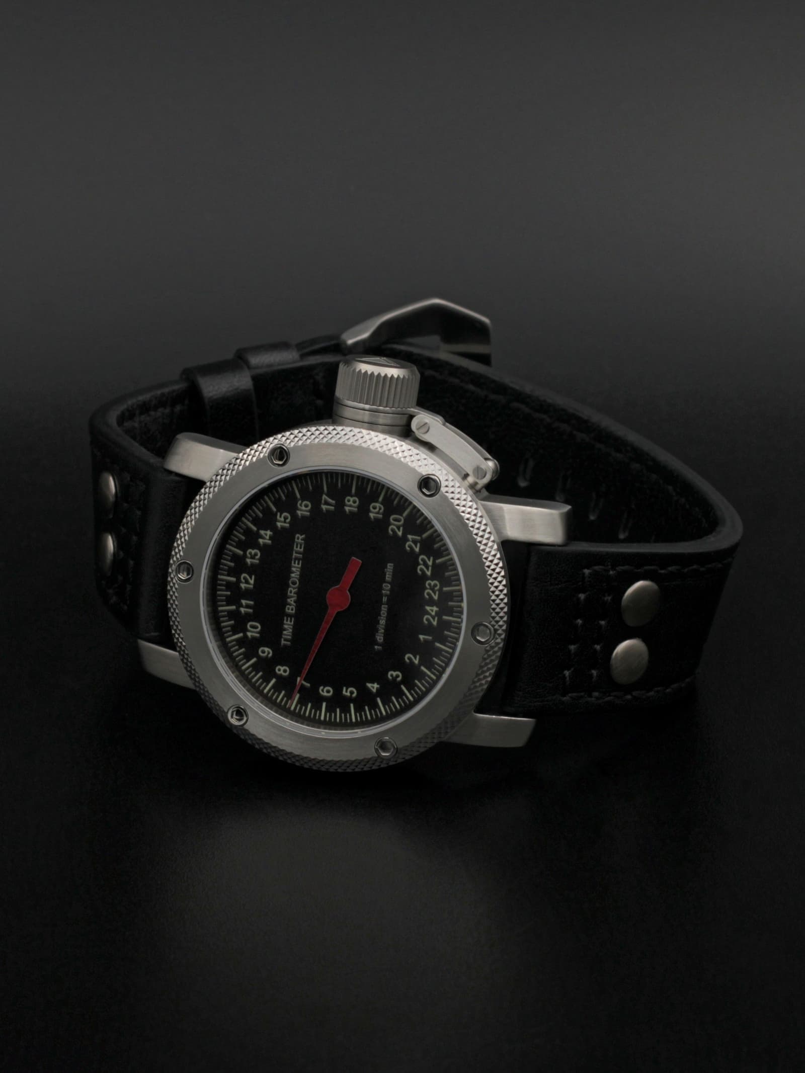 Часы Time Barometer однострелочные механические с автоподзаводом (Восток 2431) 01.601.01