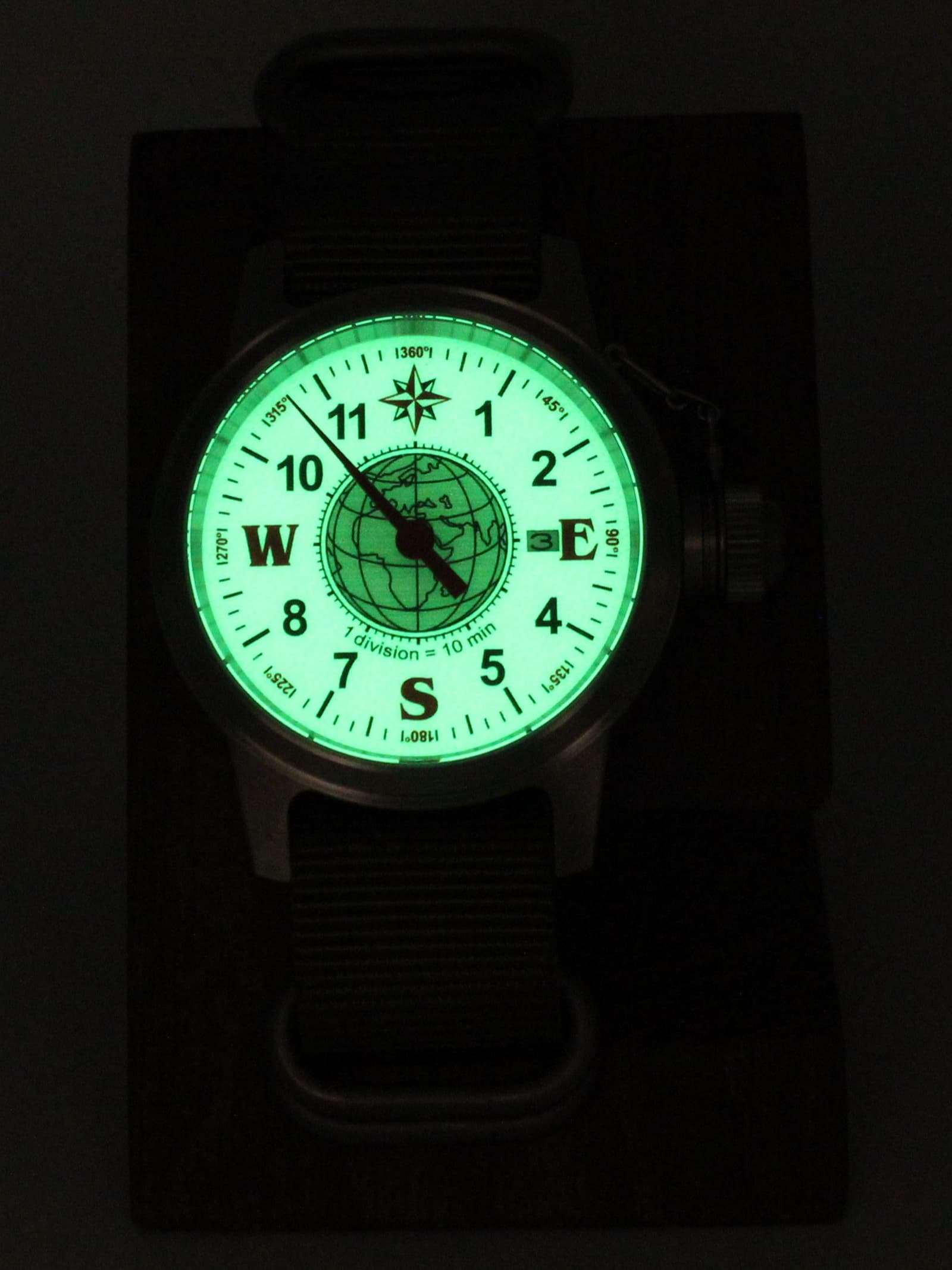 Часы Компас однострелочные механические с автоподзаводом (Seiko NH35A) 45.184.21