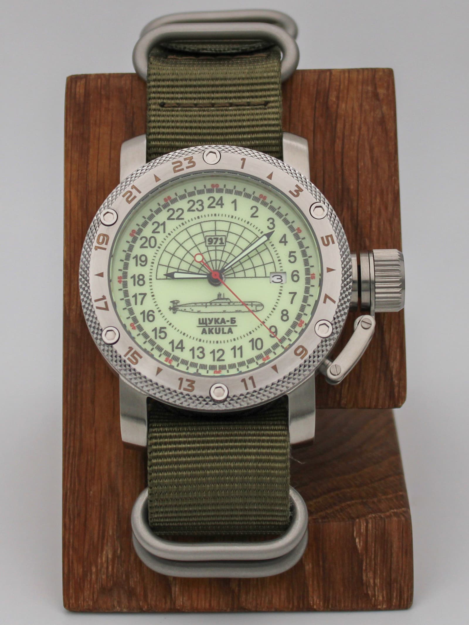 Часы 971 / Щука-Б (Akula) механические с автоподзаводом (Seiko NH34A) 47.061.21