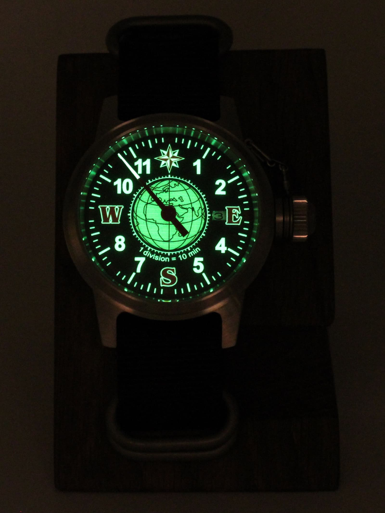 Часы Компас однострелочные механические с автоподзаводом (Seiko NH35A) 45.185.22