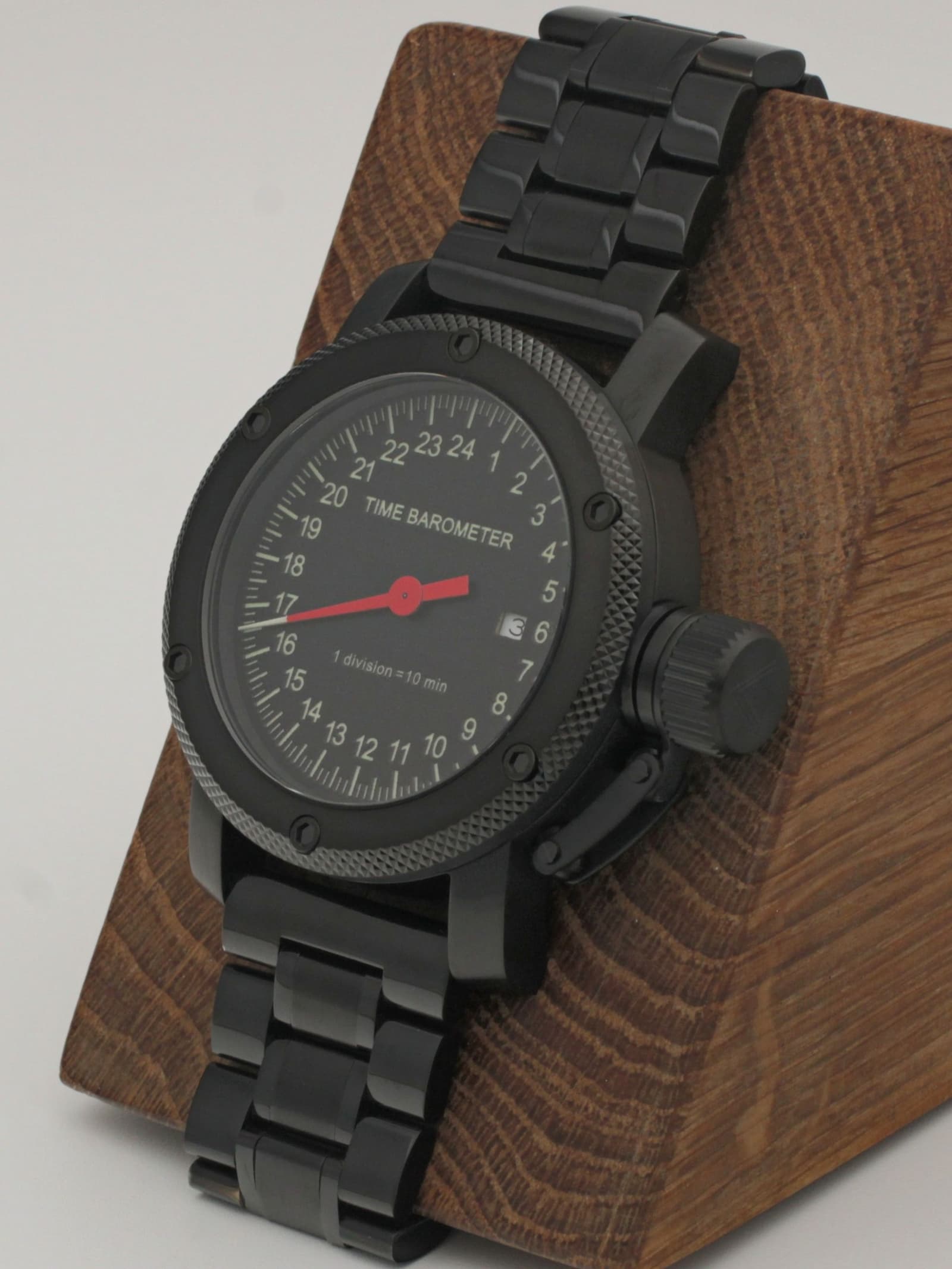 Часы Time Barometer однострелочные кварцевые (Ronda 515.24H) 147.601.1