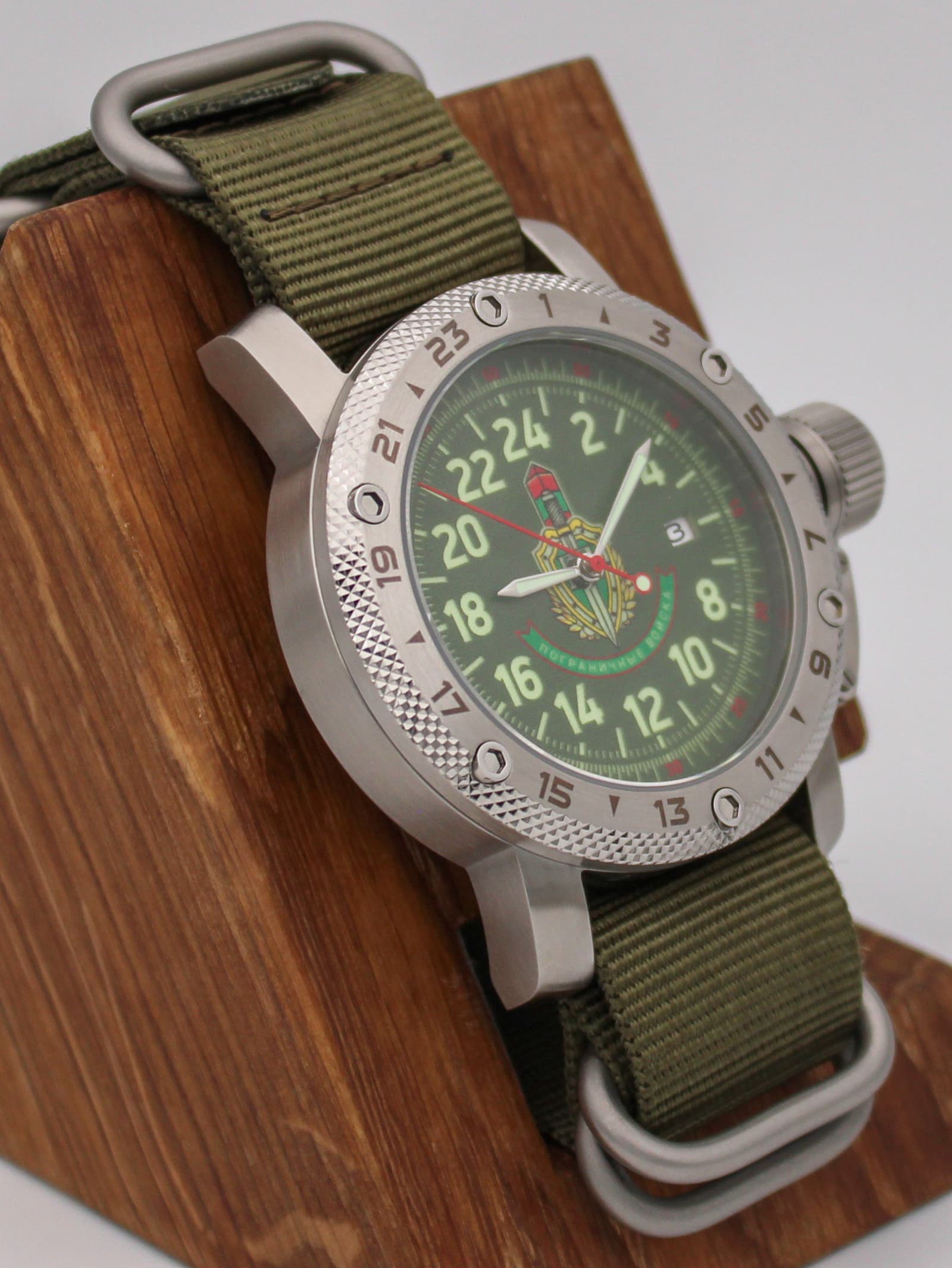 Часы Погранвойска механические с автоподзаводом (Seiko NH34A) 47.242.21