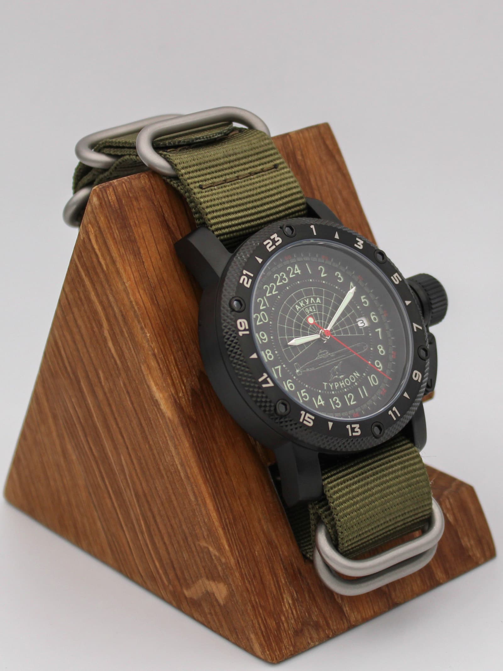 Часы 941 / Акула (Typhoon) механические с автоподзаводом (Seiko NH34A) 147.145.21
