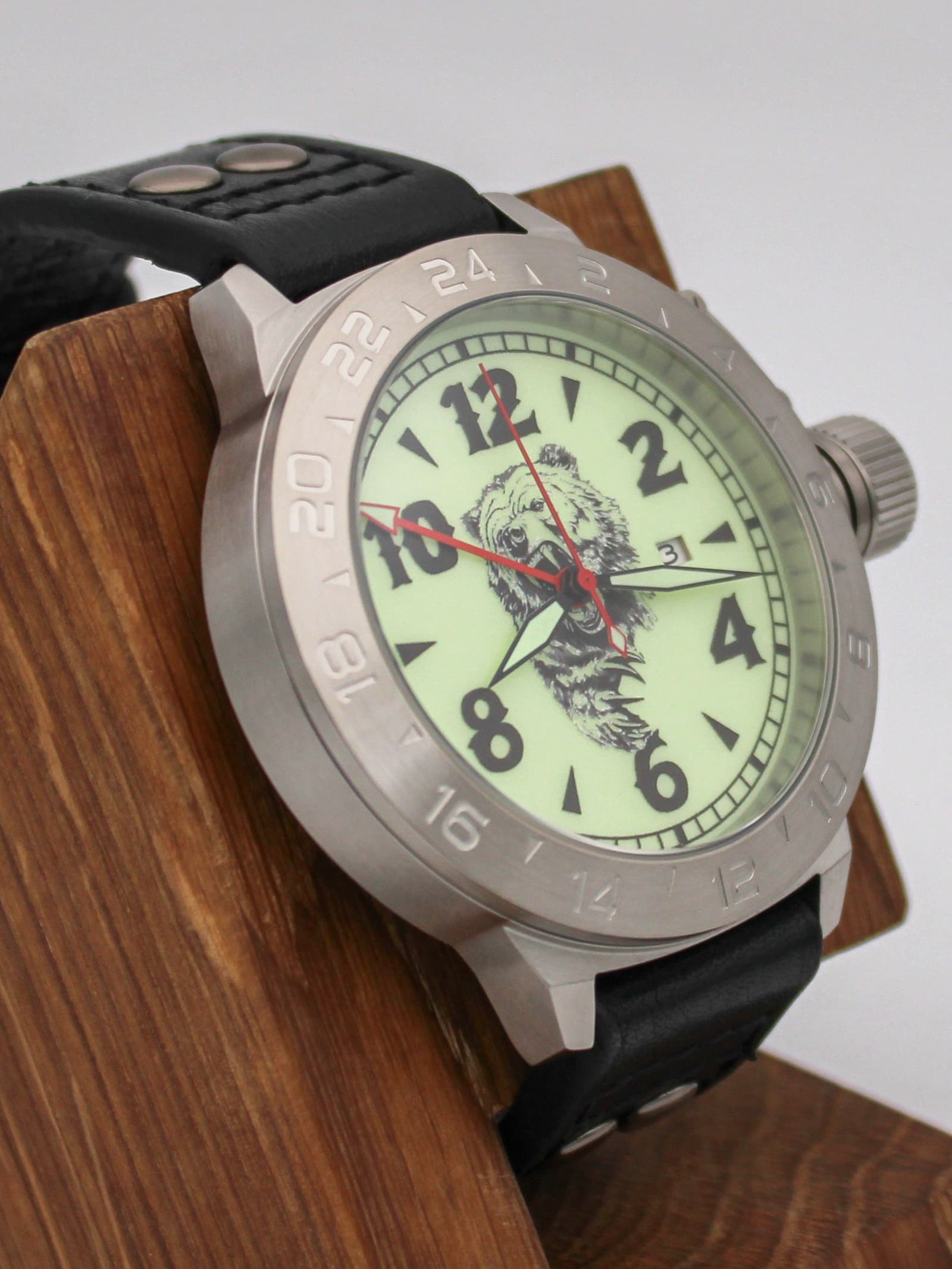Часы Медведь механические с автоподзаводом (Seiko NH34A) 52.319.01