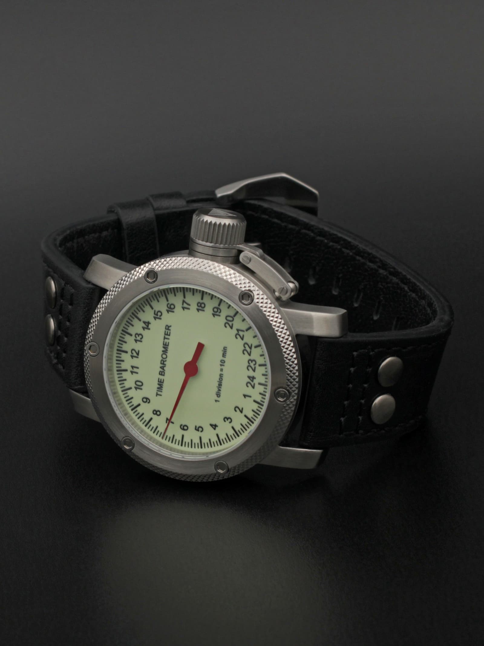 Часы Time Barometer однострелочные механические с автоподзаводом (Восток 2431) 01.600.01