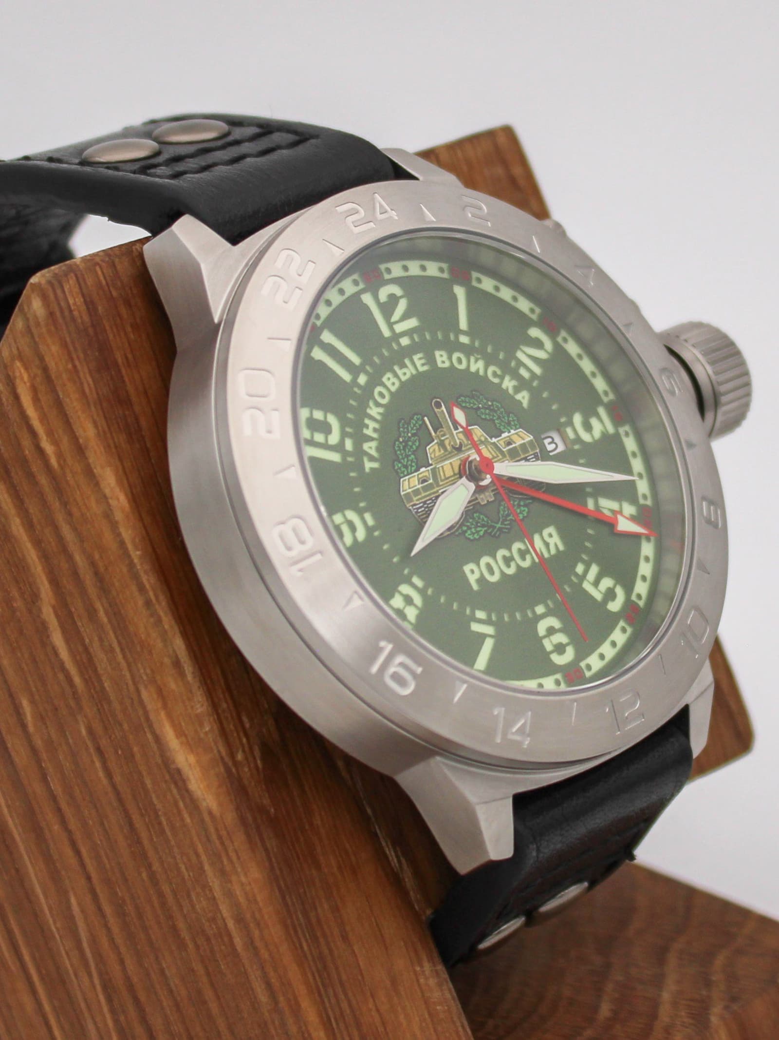 Часы Танковые войска механические с автоподзаводом (Seiko NH34A) 52.270.01
