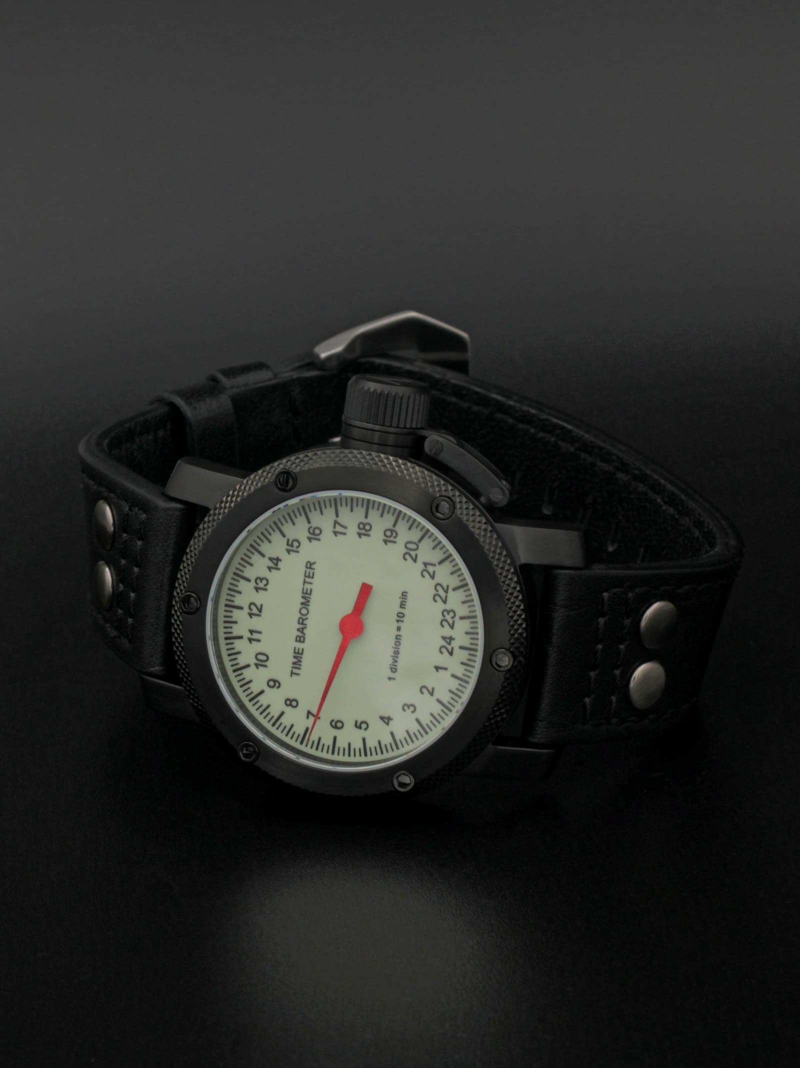 Часы Time Barometer однострелочные механические с автоподзаводом (Восток 2431) 101.600.01