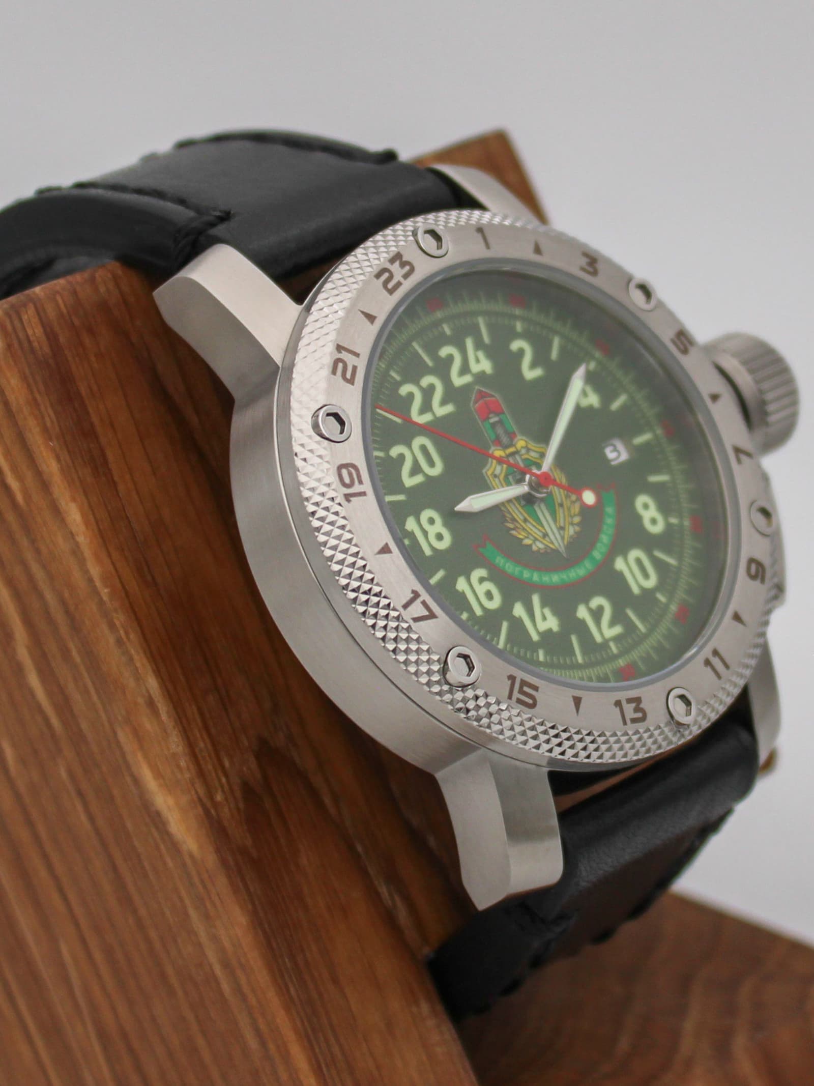 Часы Погранвойска механические с автоподзаводом (Seiko NH34A) 47.242.01