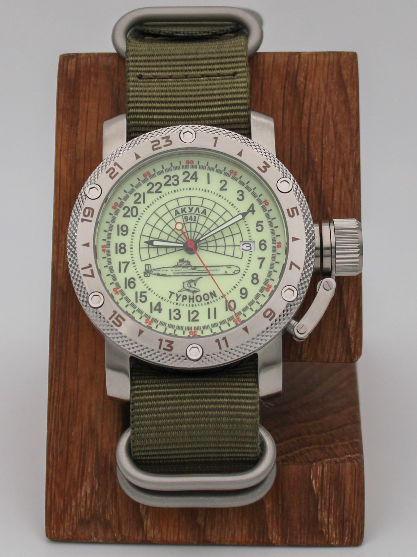 Часы 941 / Акула (Typhoon) механические с автоподзаводом (Seiko NH34A) 47.147.21