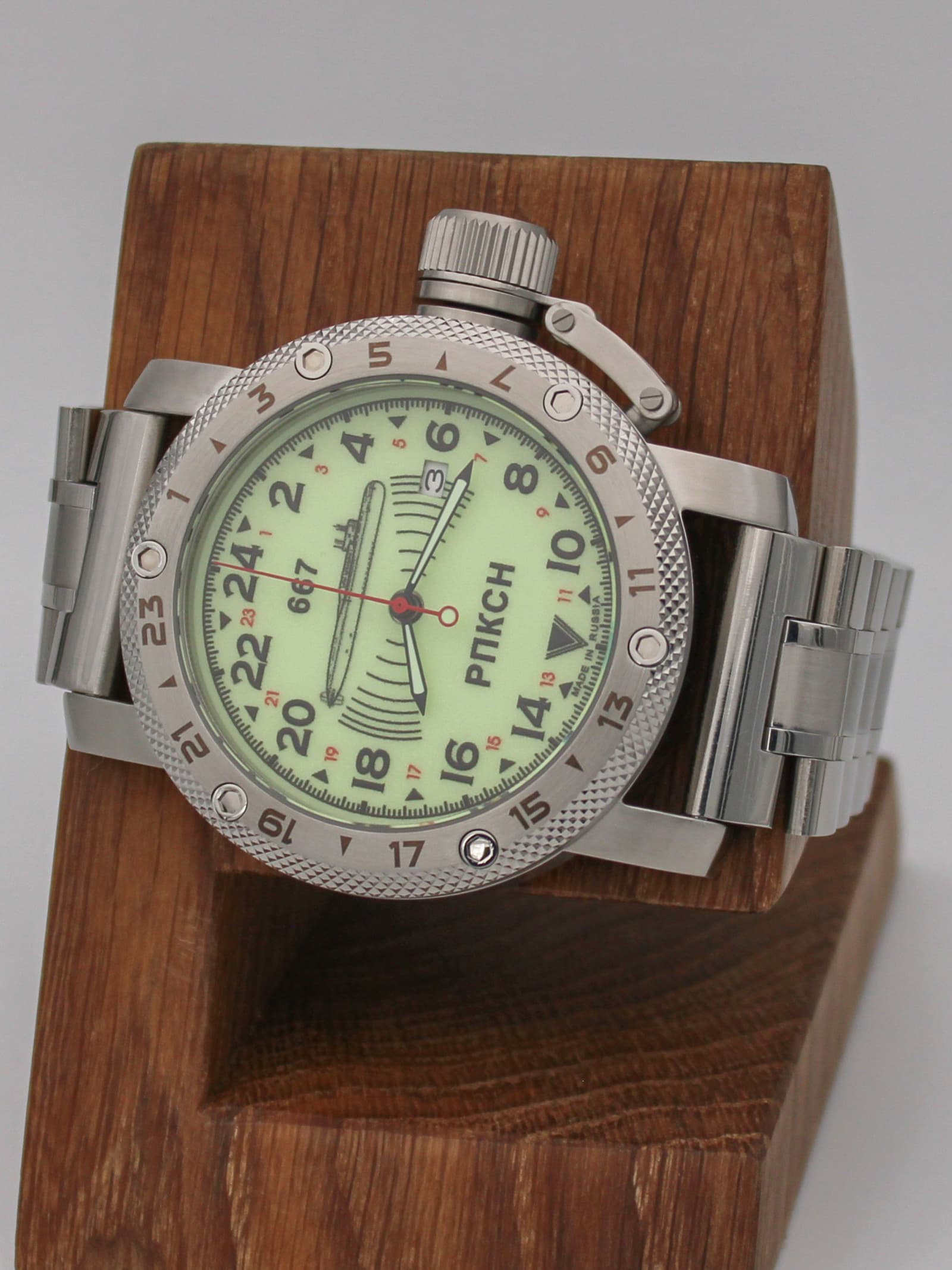 Часы 667 РПКСН кварцевые (Ronda 515.24H) Q47.038.2