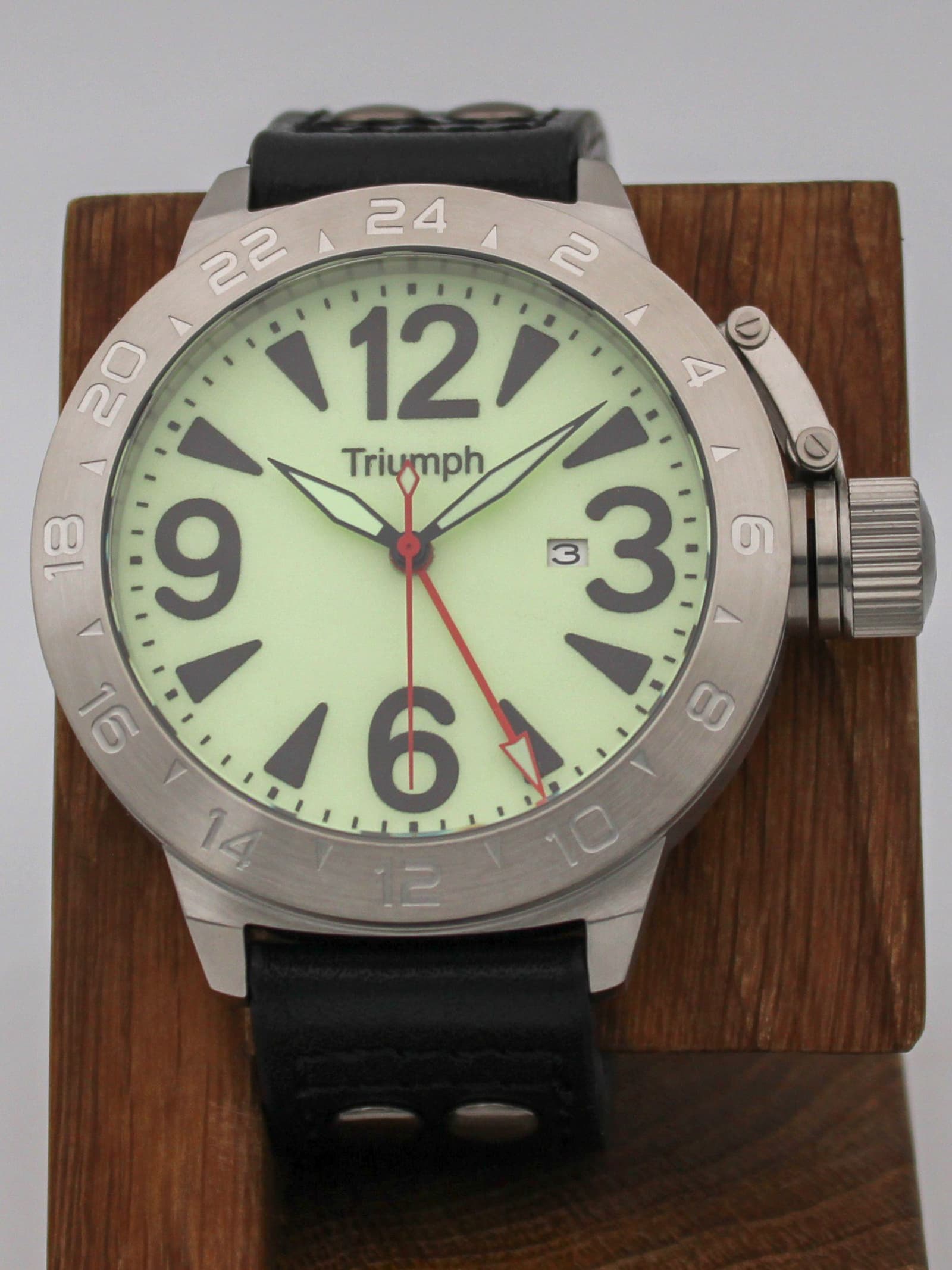 Часы Triumph механические с автоподзаводом (Seiko NH34A) 52.503.01