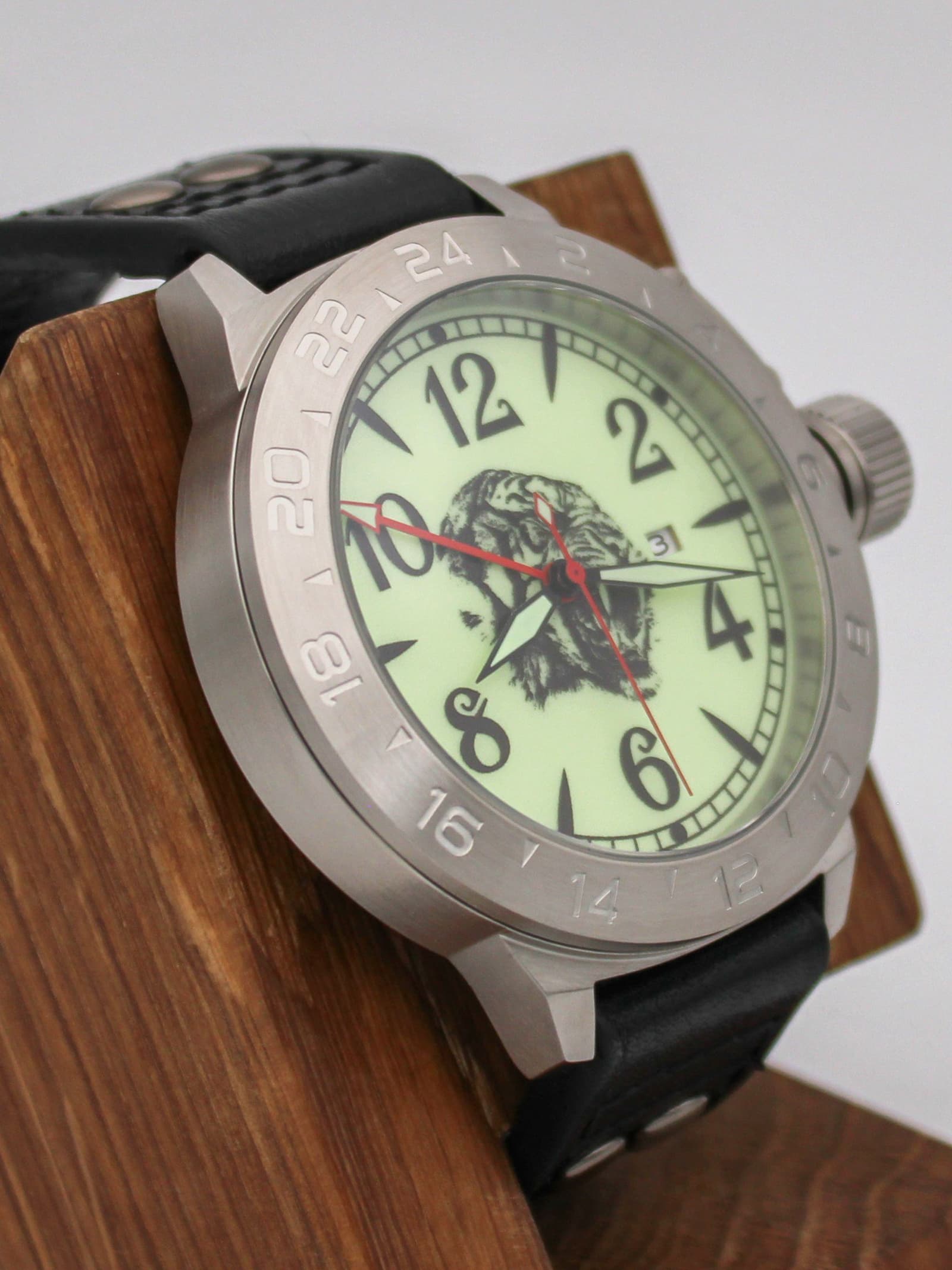 Часы Тигр механические с автоподзаводом (Seiko NH34A) 52.315.01