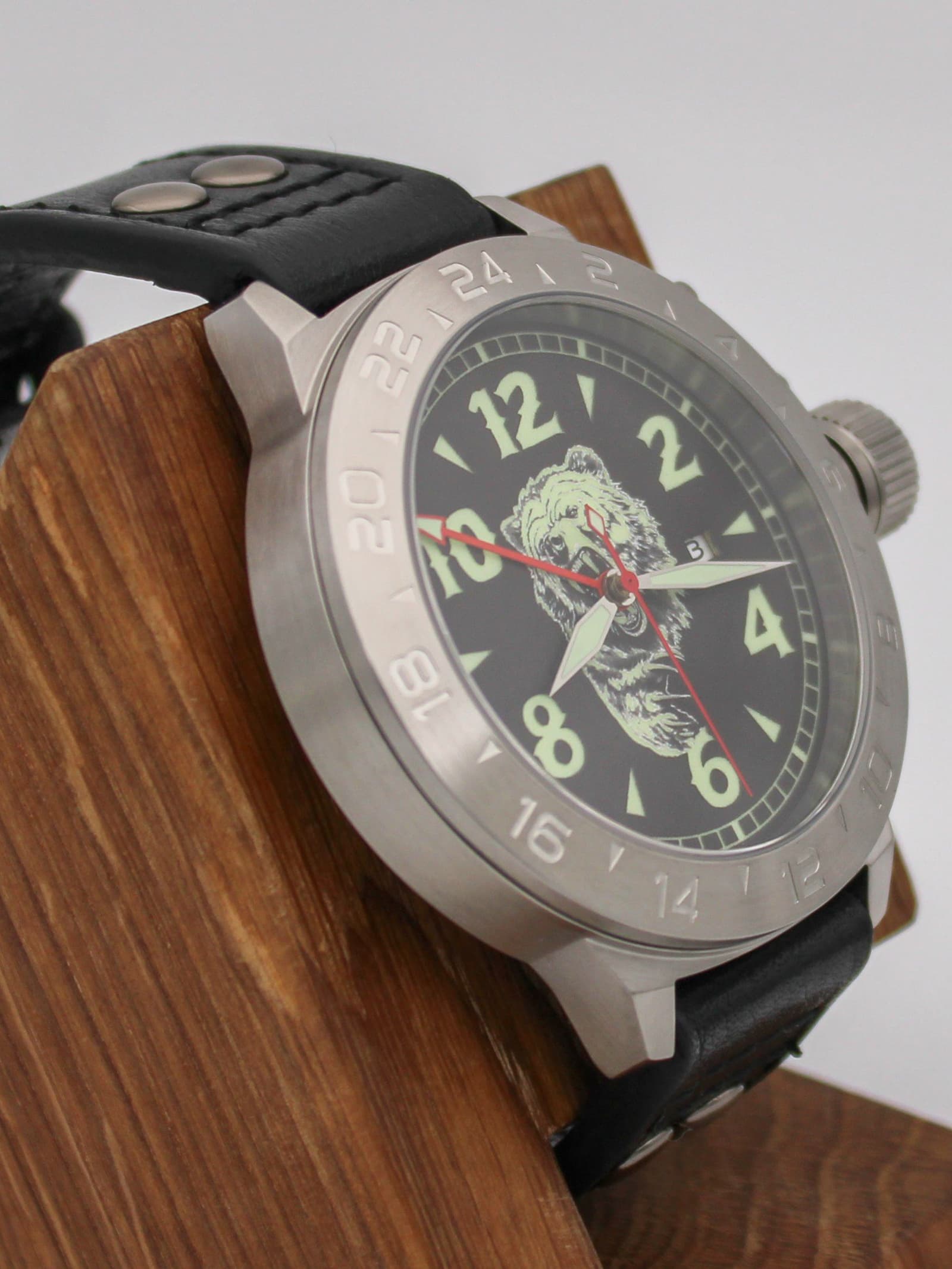 Часы Медведь механические с автоподзаводом (Seiko NH34A) 52.318.01