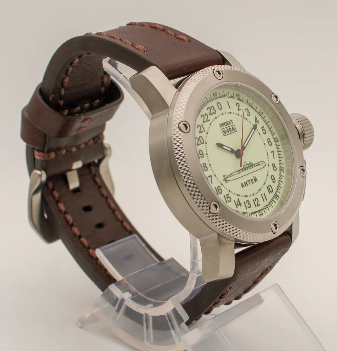 Часы наручные Проект 949А / Антей (Oscar-II) механические 046.02,  механизм Ракета 2623 Н, противоударные.