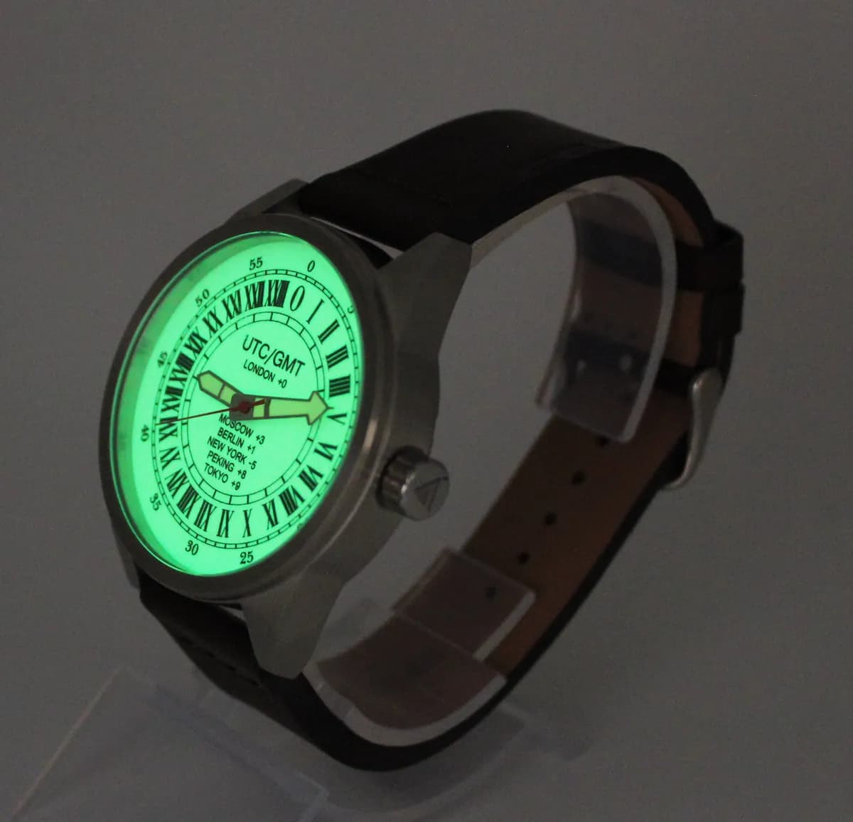 Часы UTC / GMT 21.229.02 механические, механизм Ракета 2623