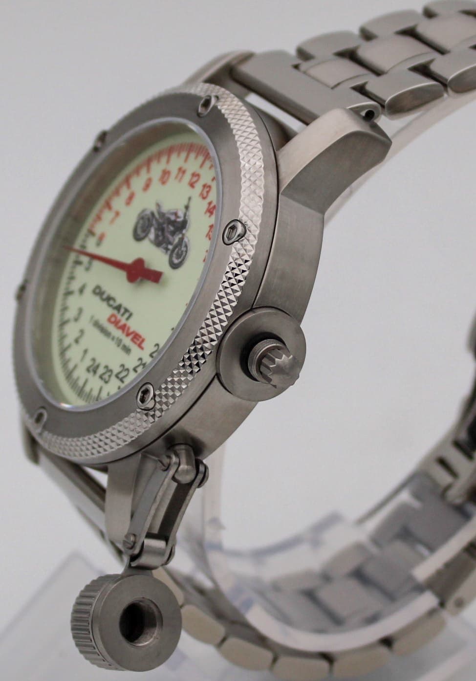 Часы DUCATI DIAVEL (мотоцикл) механизм Восток 2431.01