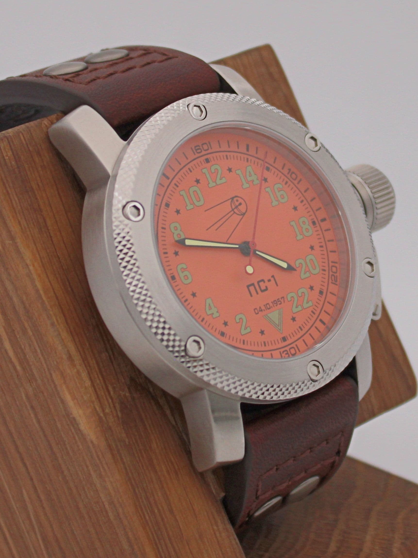 Часы "Простейший Спутник-1" механические с автоподзаводом (Восток 2431) 01.123.02