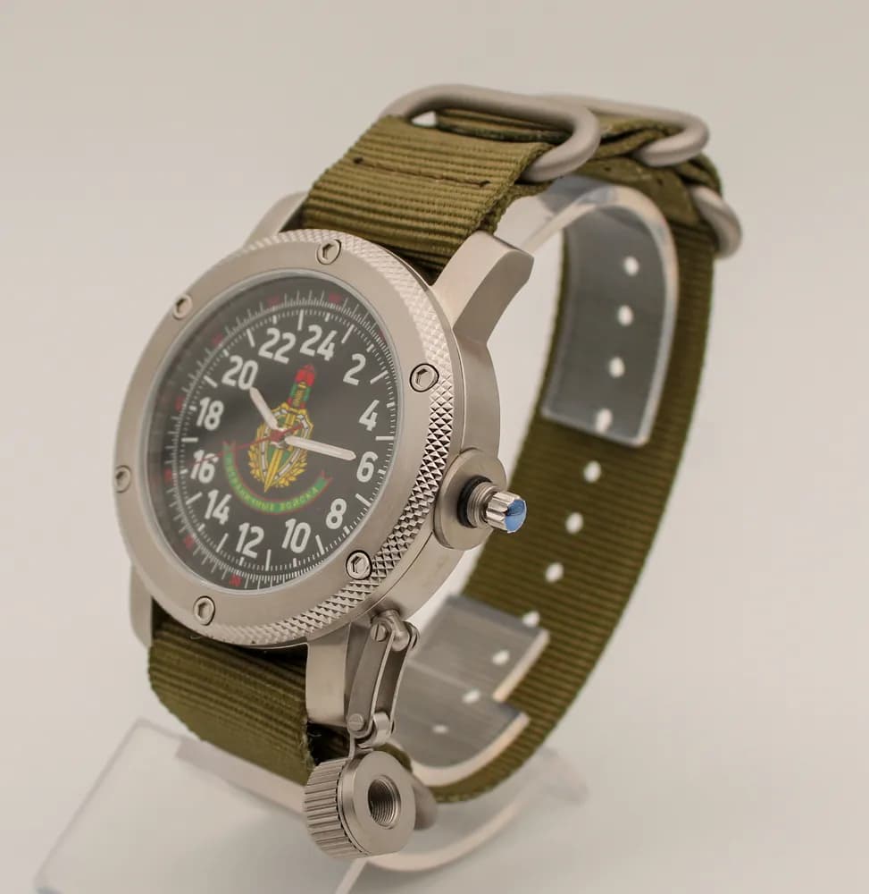 Часы наручные Погранвойска 174.21, механические, механизм Ракета 2623