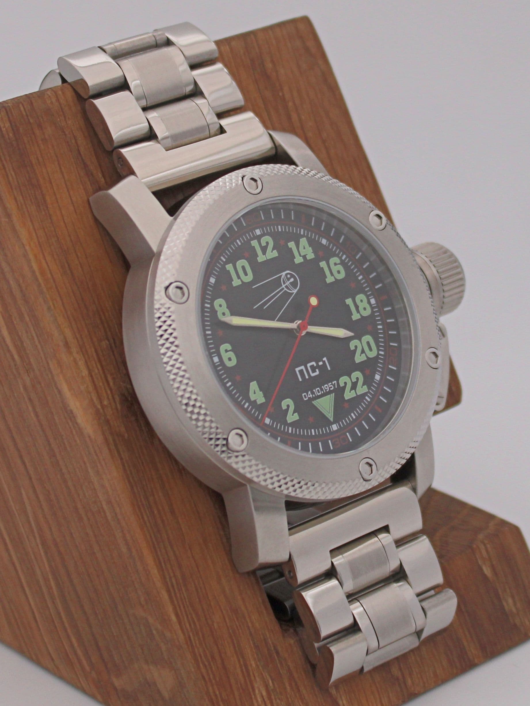 Часы "Простейший Спутник-1" механические с автоподзаводом (Восток 2431) 01.124.2