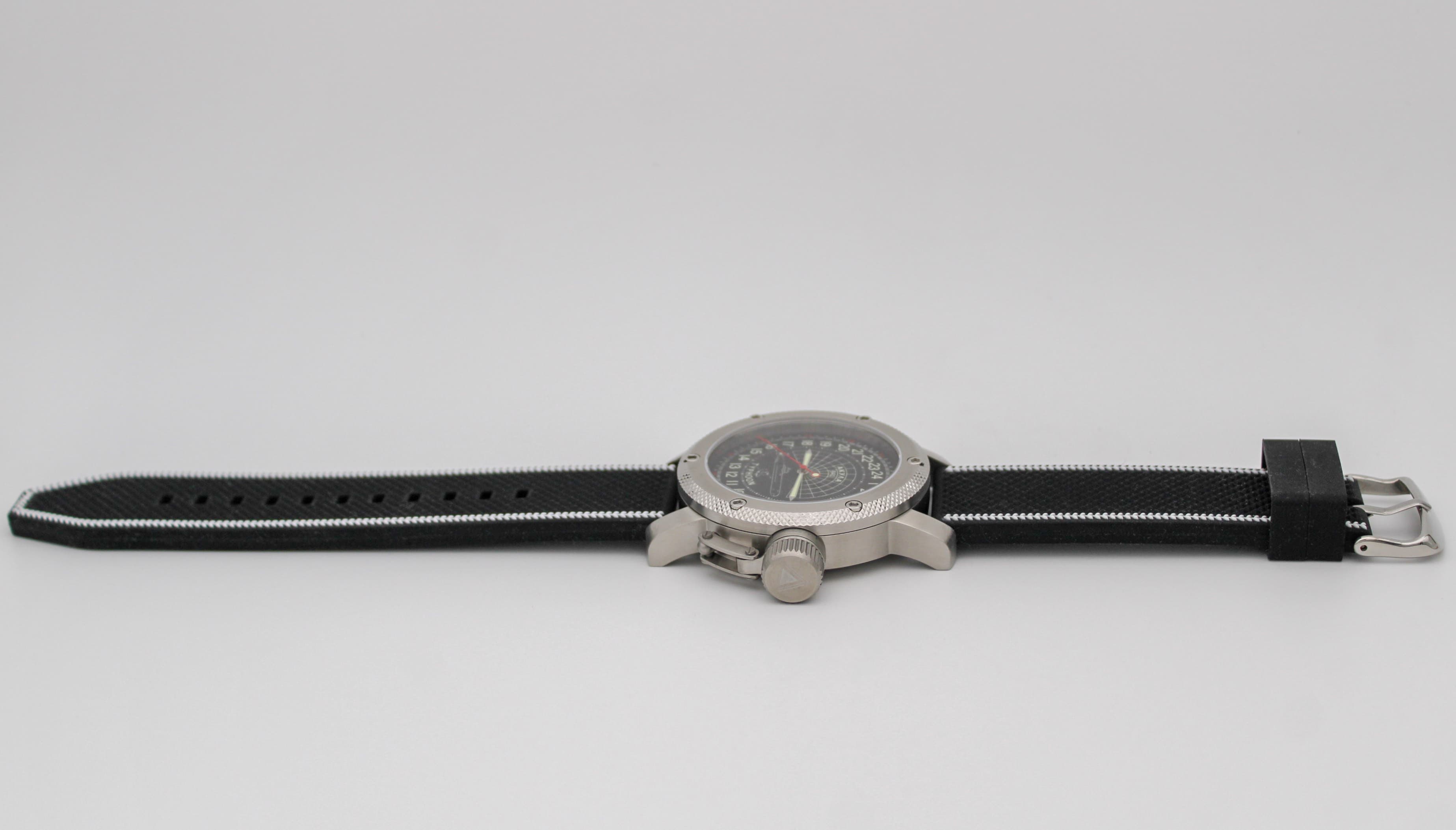 Часы 941 / Акула (Typhoon) механизм Восток 2431