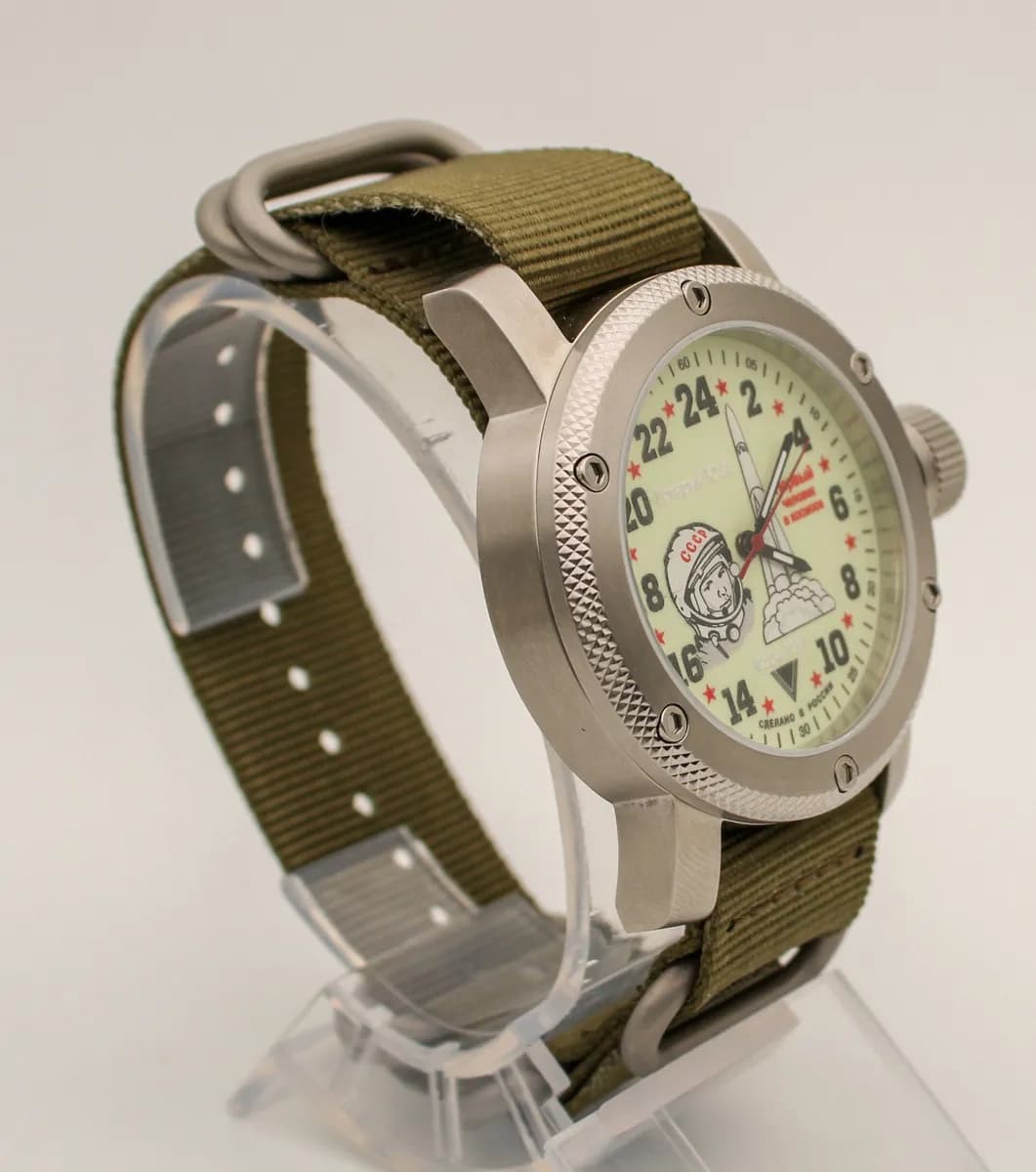 Часы наручные ’’Гагарин” механические 117.21 ,  противоударные,  механизм Ракета 2623 Н