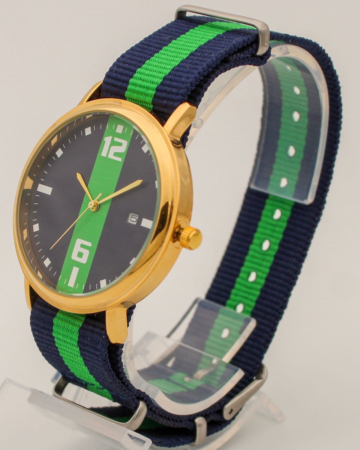 Часы Triumph кварцевые 507.52