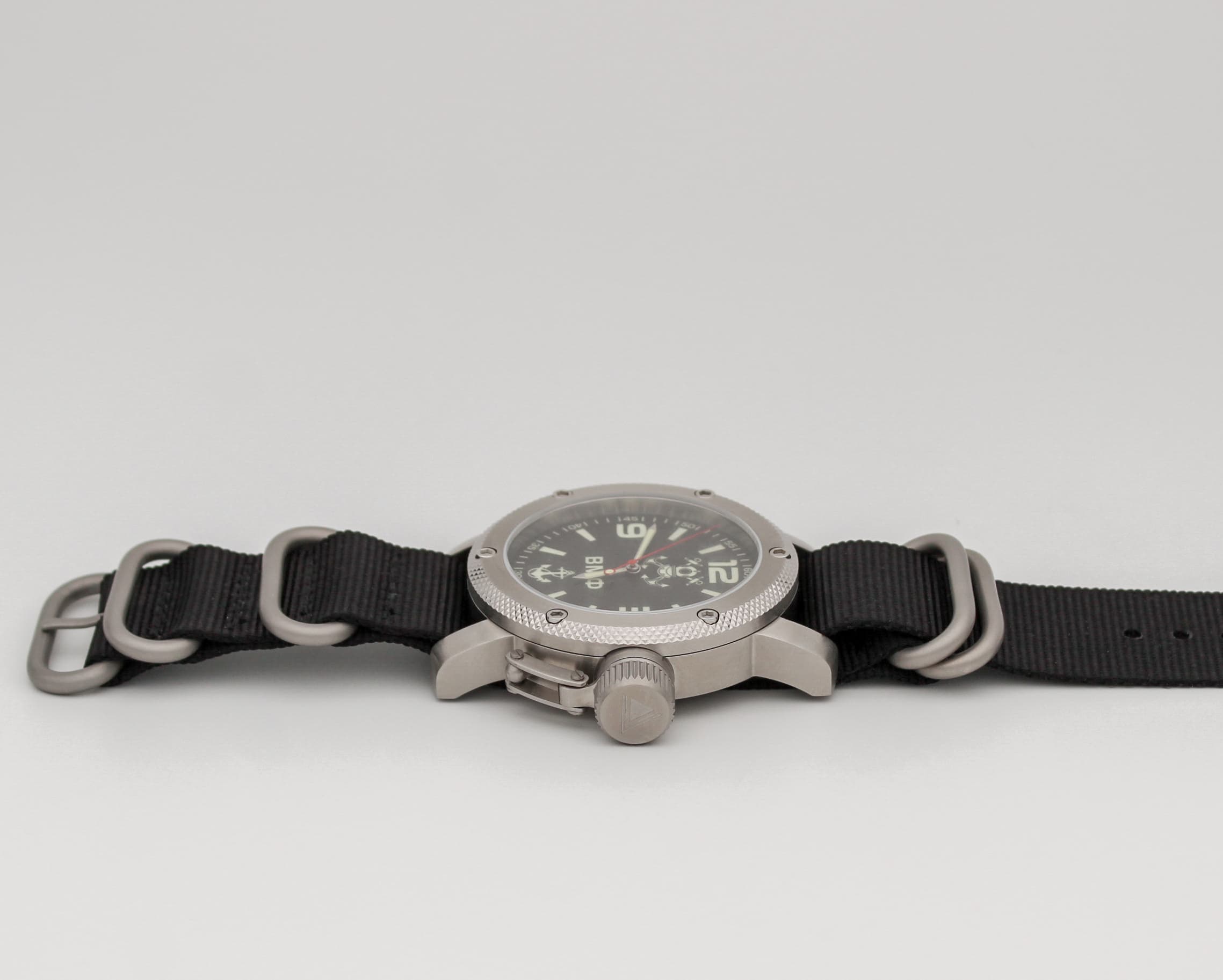 Часы ВМФ(с якорем) механизм Восток 2415.01