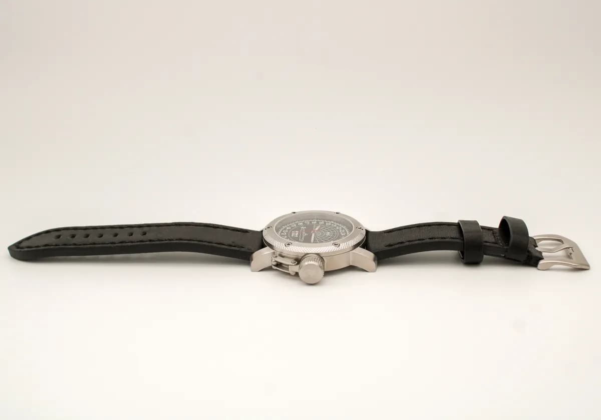 Часы наручные 971 / Щука-Б (Akula), механические  063.01 ,  противоударные,  механизм Ракета 2623 Н