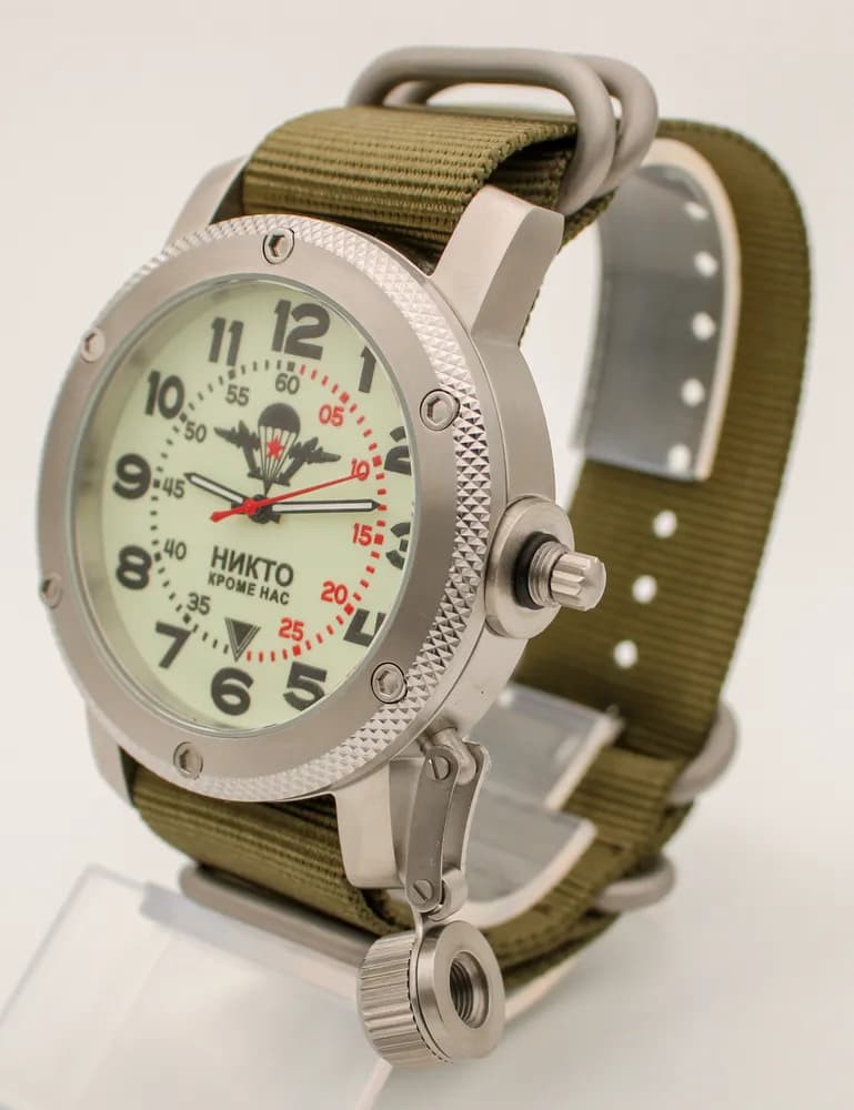 Часы ВДВ 002.21 механические, механизм Ракета 2609 НА