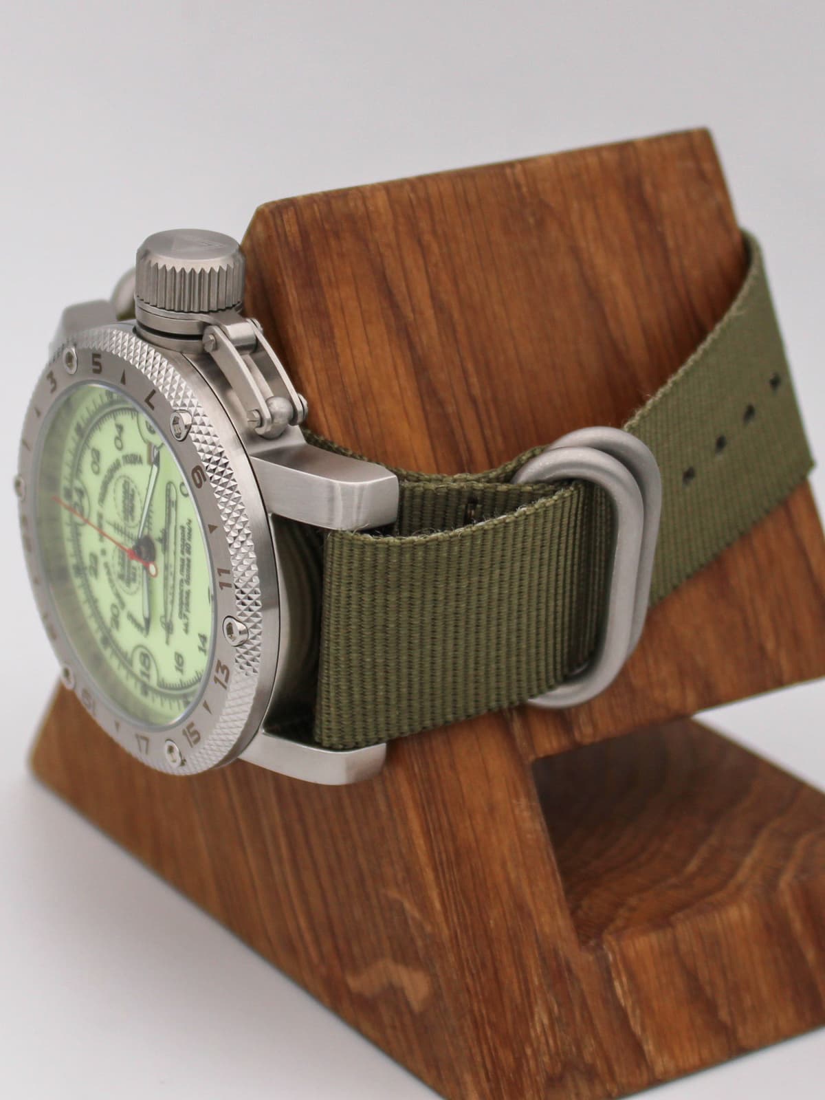 Часы К-222 / Анчар (Papa) кварцевые (Ronda 515.24H) Q47.035.21