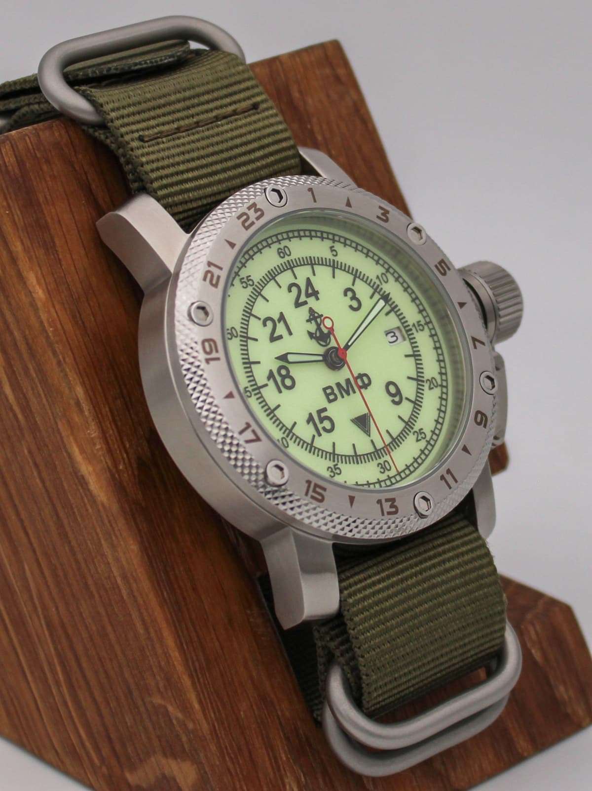 Часы ВМФ кварцевые (Ronda 515.24H) Q47.030.21