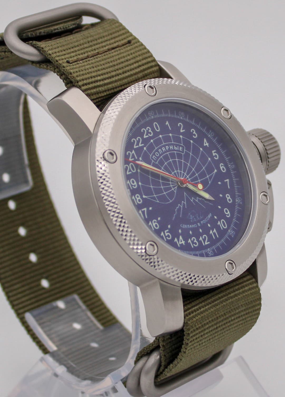 Часы Полярные (медведь) механизм Восток 2431.01