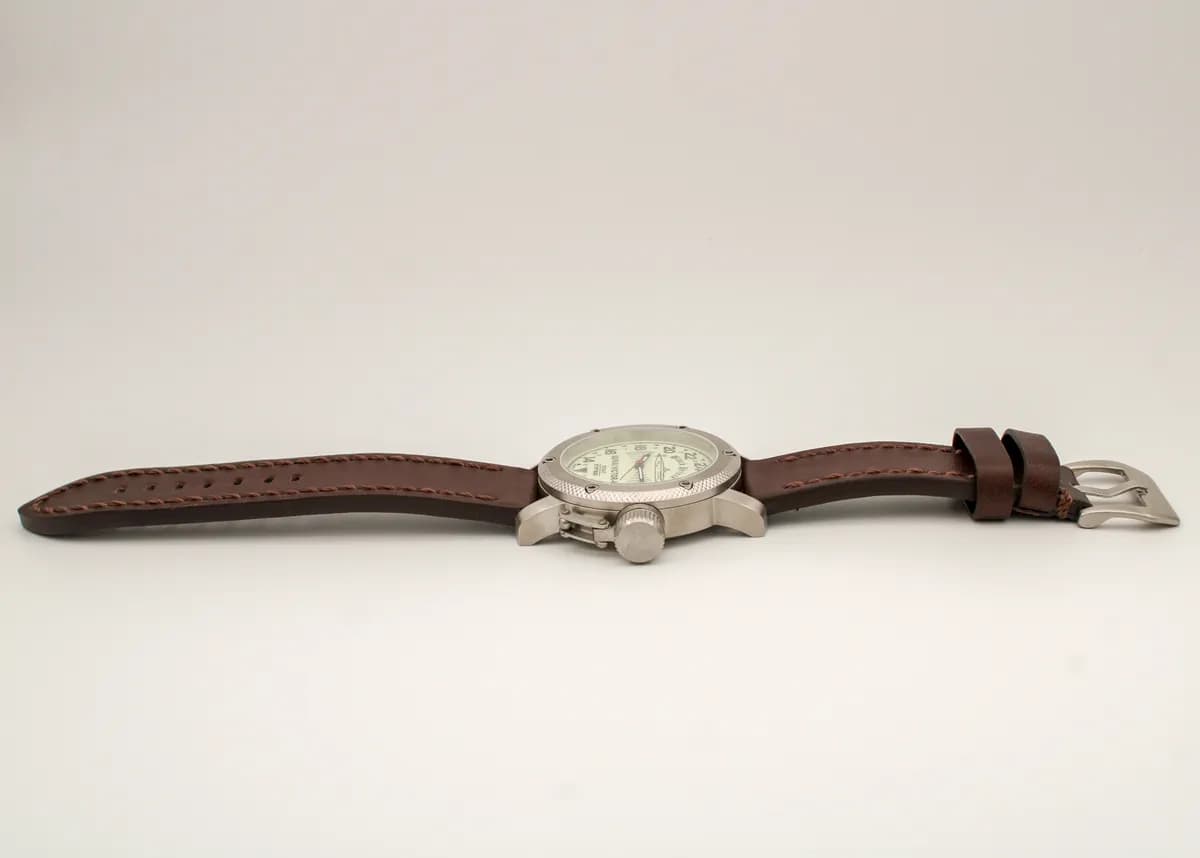 Часы наручные  671 / Щука (Black Prince) механические 066.02 механизм Ракета 2623 Н, противоударные