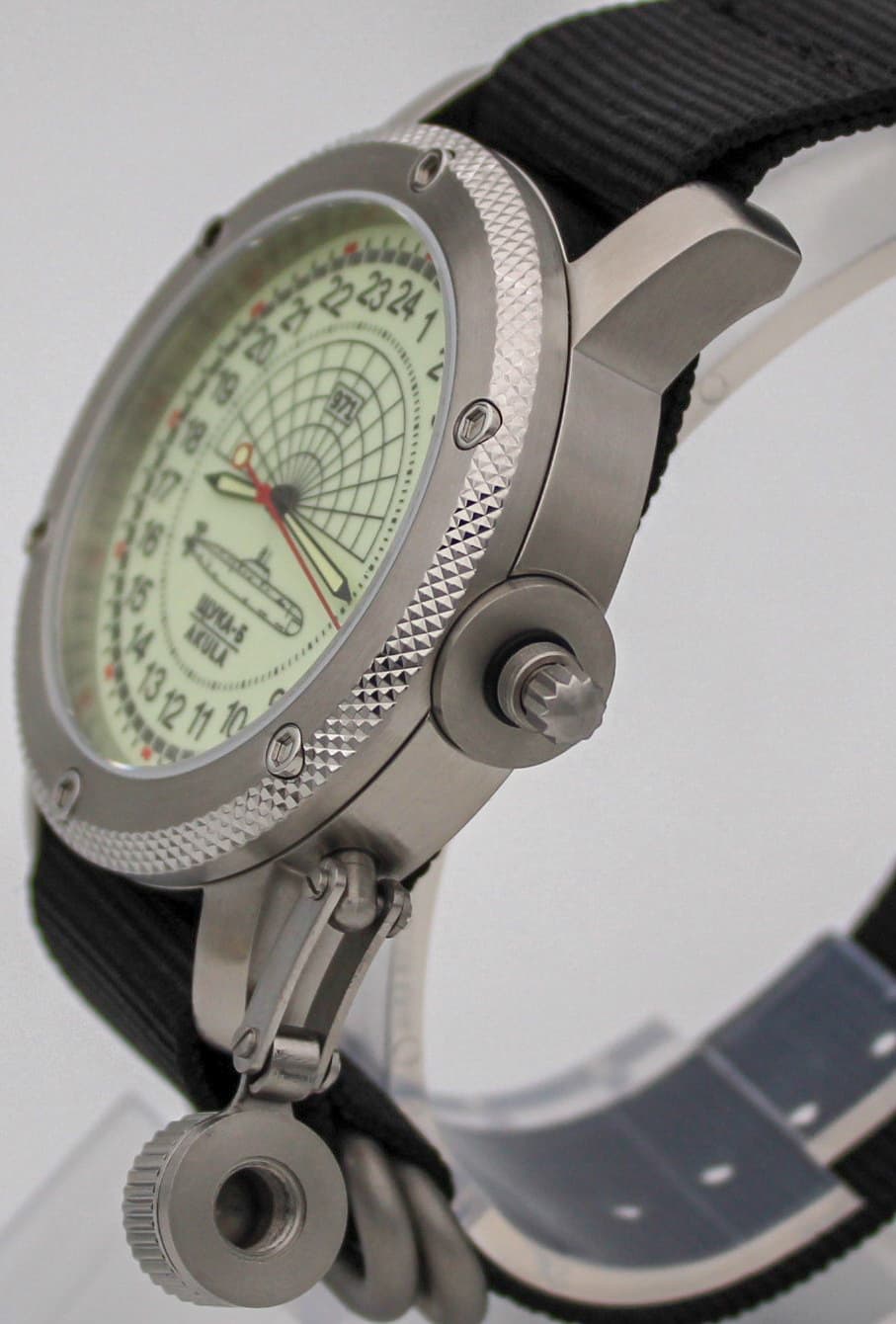 Часы  971 / Щука-Б (Akula), механические, механизм Ракета 2623 Н