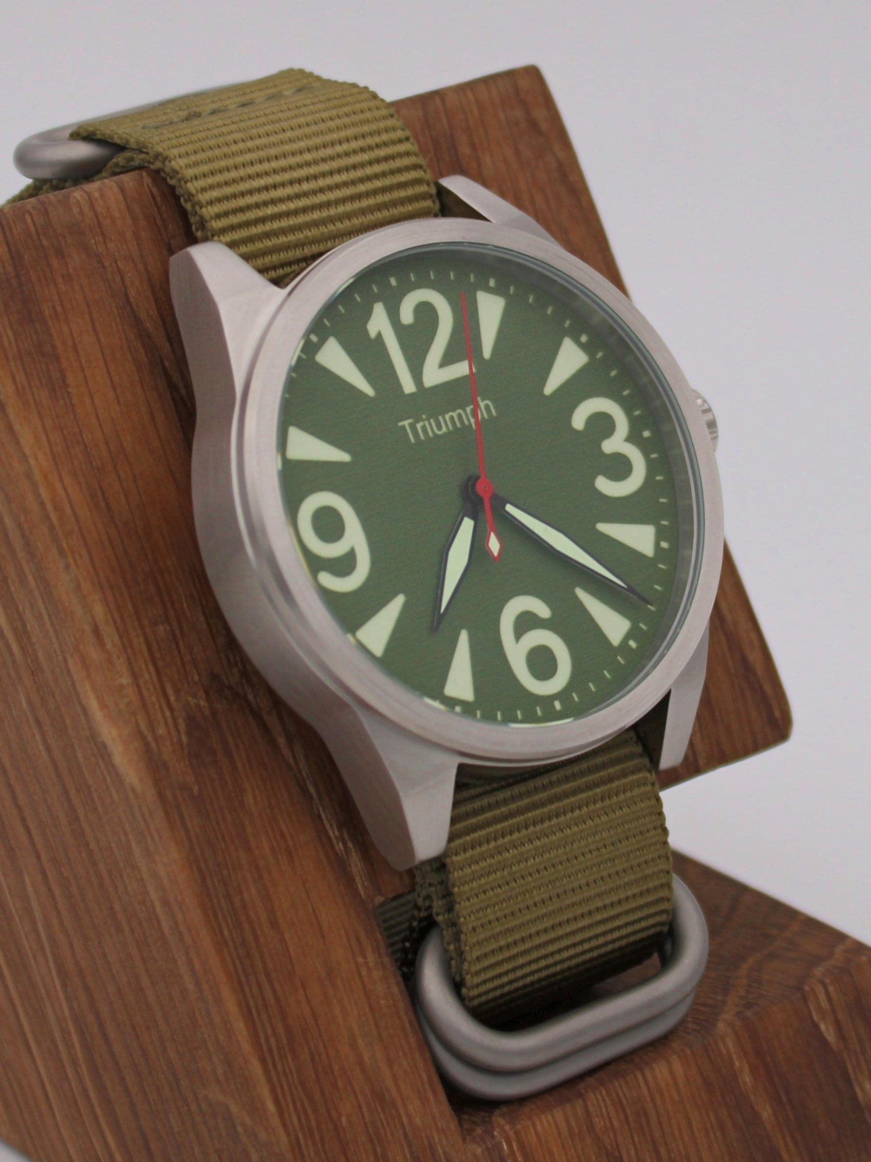 Часы Triumph механические (Ракета 2609) 21.291.21