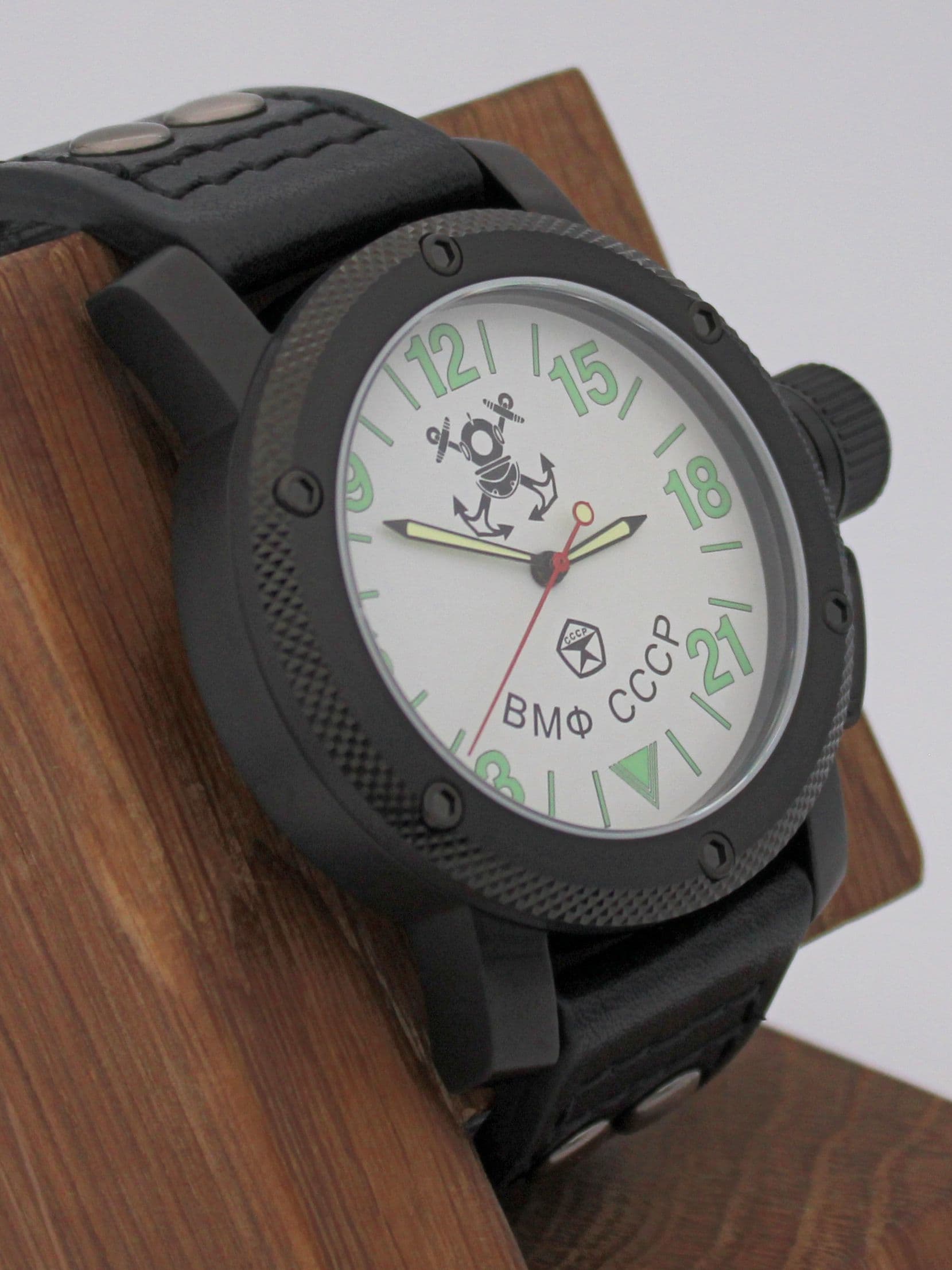 Часы ВМФ СССР механические с автоподзаводом (Восток 2431) 101.021.01