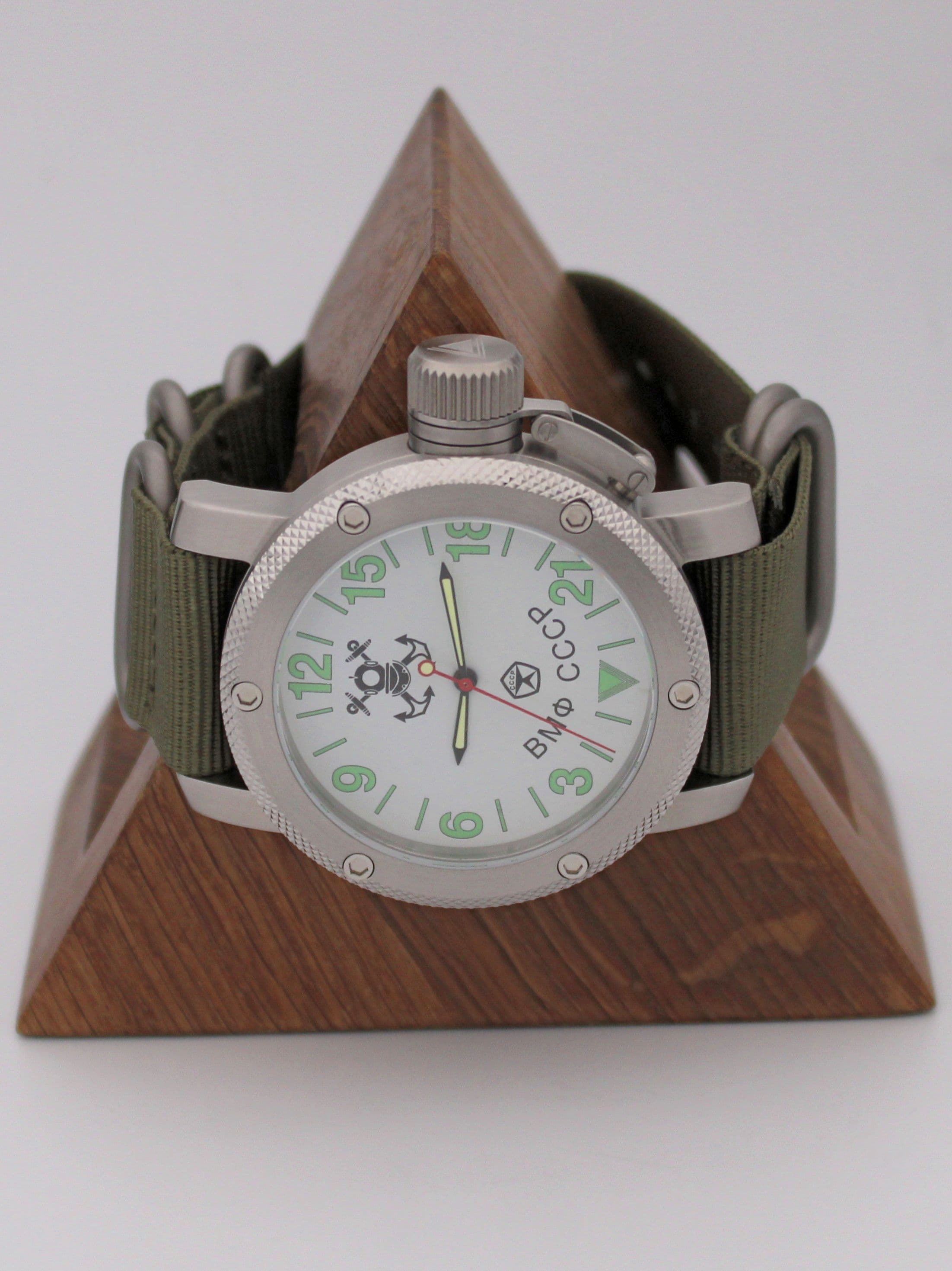 Часы ВМФ СССР механические с автоподзаводом (Восток 2431) 01.021.21